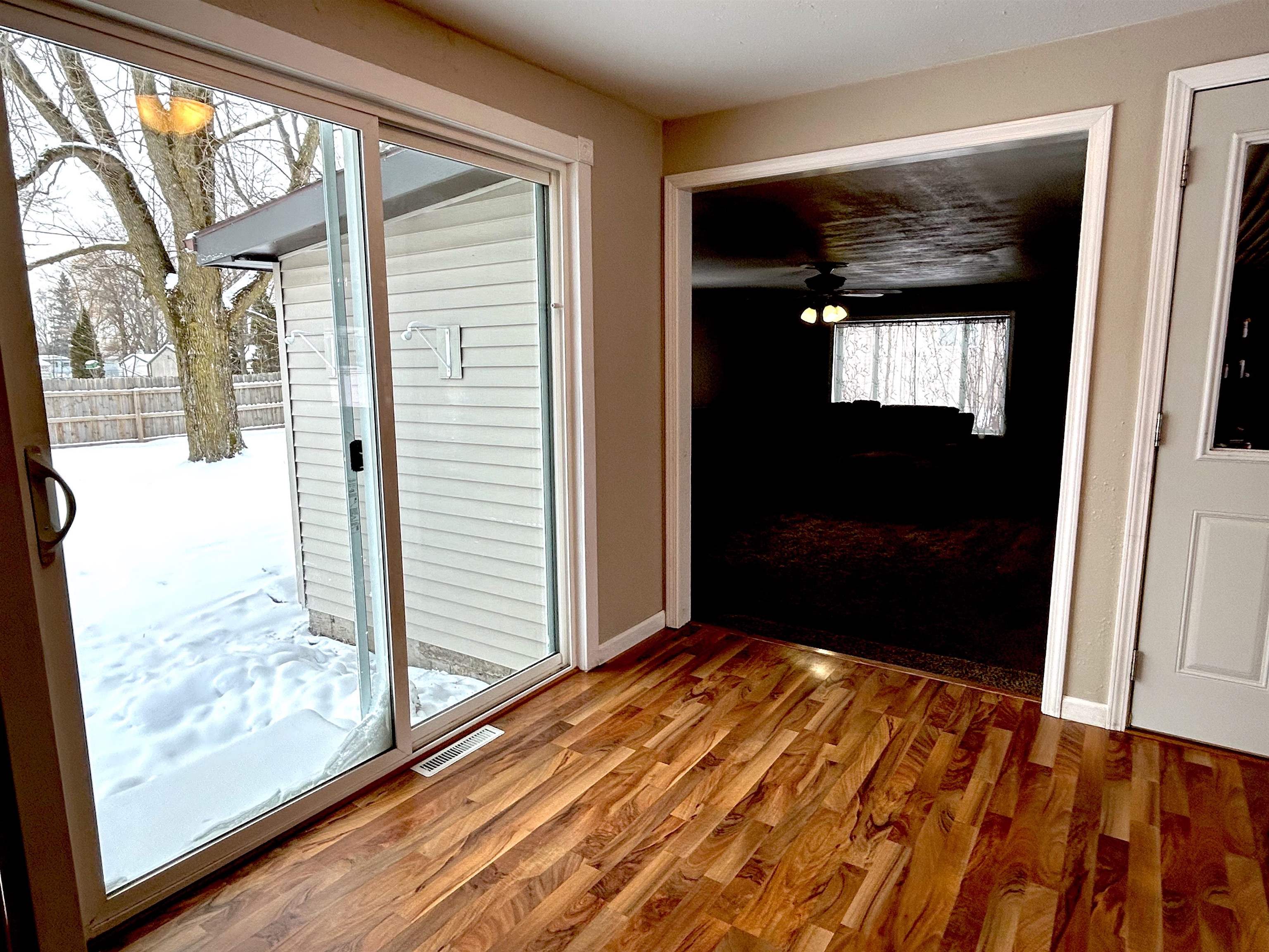 605 E MAPLE STREET, Spencer, Wisconsin 54479, 3 Bedrooms Bedrooms, ,1 BathroomBathrooms,Residential,For Sale,605 E MAPLE STREET,22600301