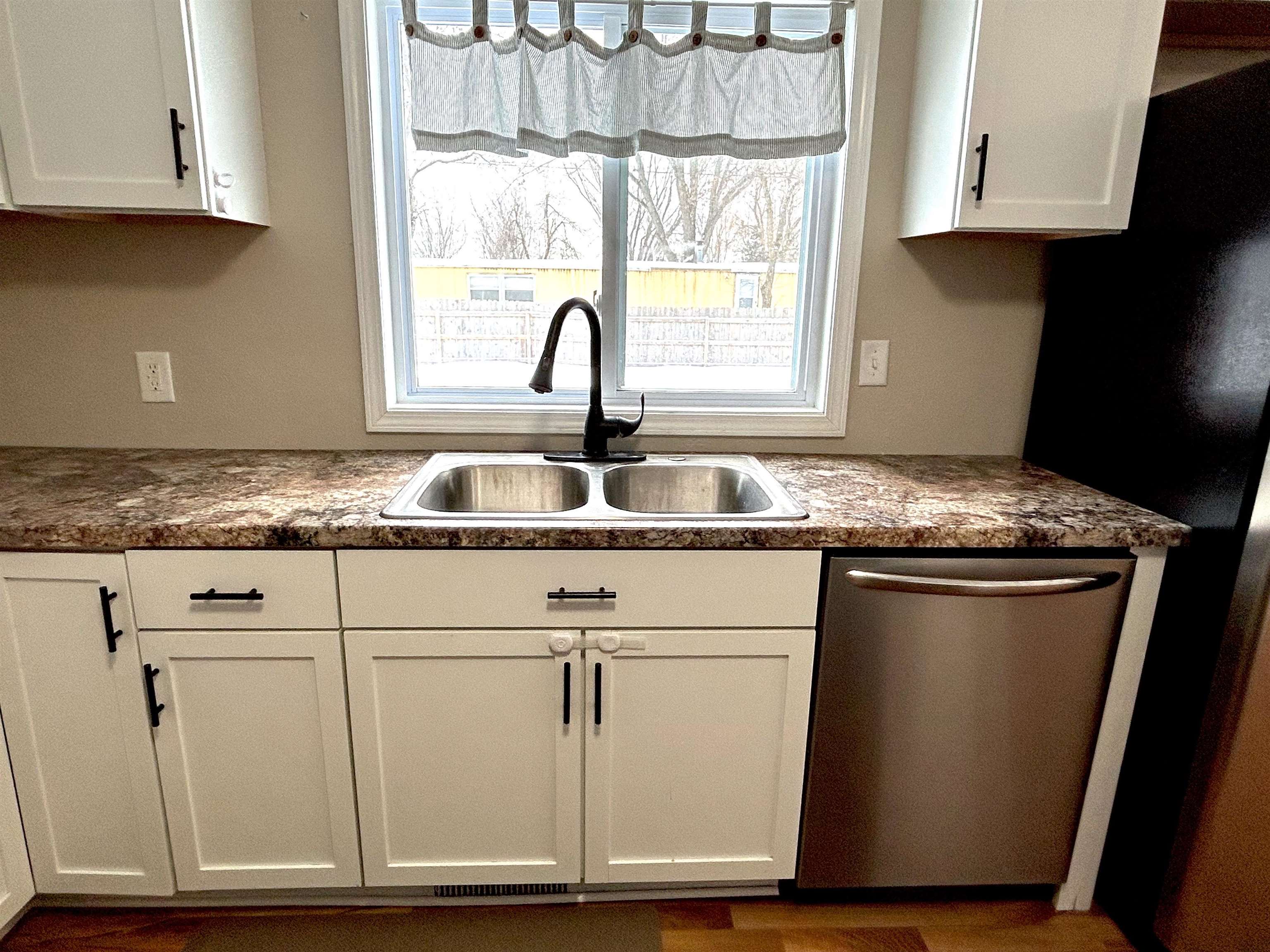 605 E MAPLE STREET, Spencer, Wisconsin 54479, 3 Bedrooms Bedrooms, ,1 BathroomBathrooms,Residential,For Sale,605 E MAPLE STREET,22600301