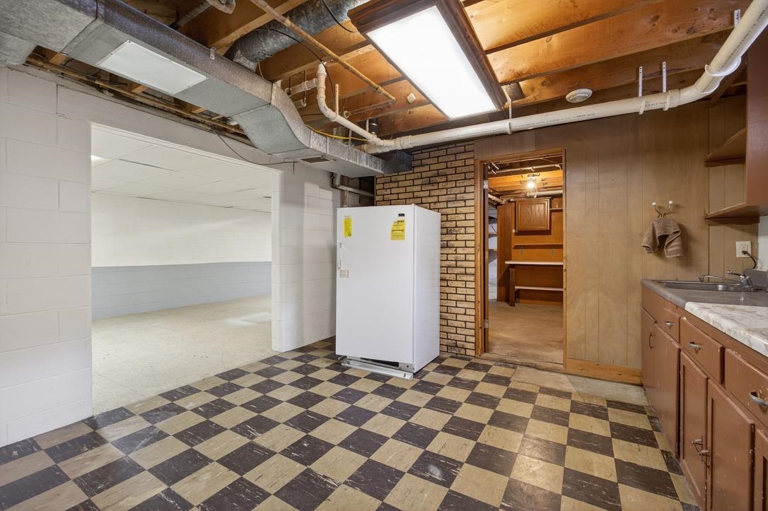 1195 KESTER ROAD, Wisconsin Rapids, Wisconsin 54494, 3 Bedrooms Bedrooms, ,2 BathroomsBathrooms,Residential,For Sale,1195 KESTER ROAD,22600305