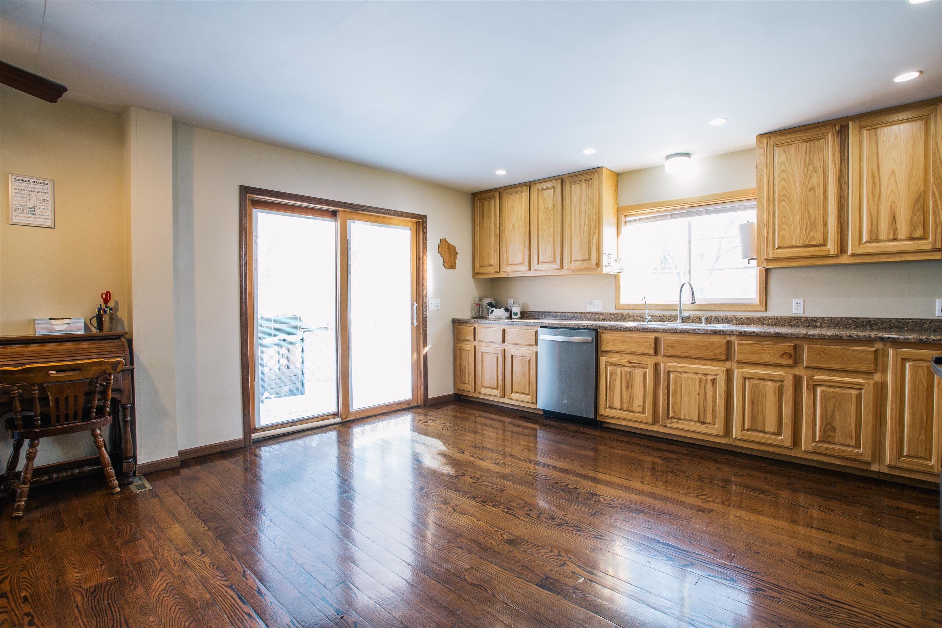 332 S MAIN STREET, Granton, Wisconsin 54436, 3 Bedrooms Bedrooms, ,1 BathroomBathrooms,Residential,For Sale,332 S MAIN STREET,22600310