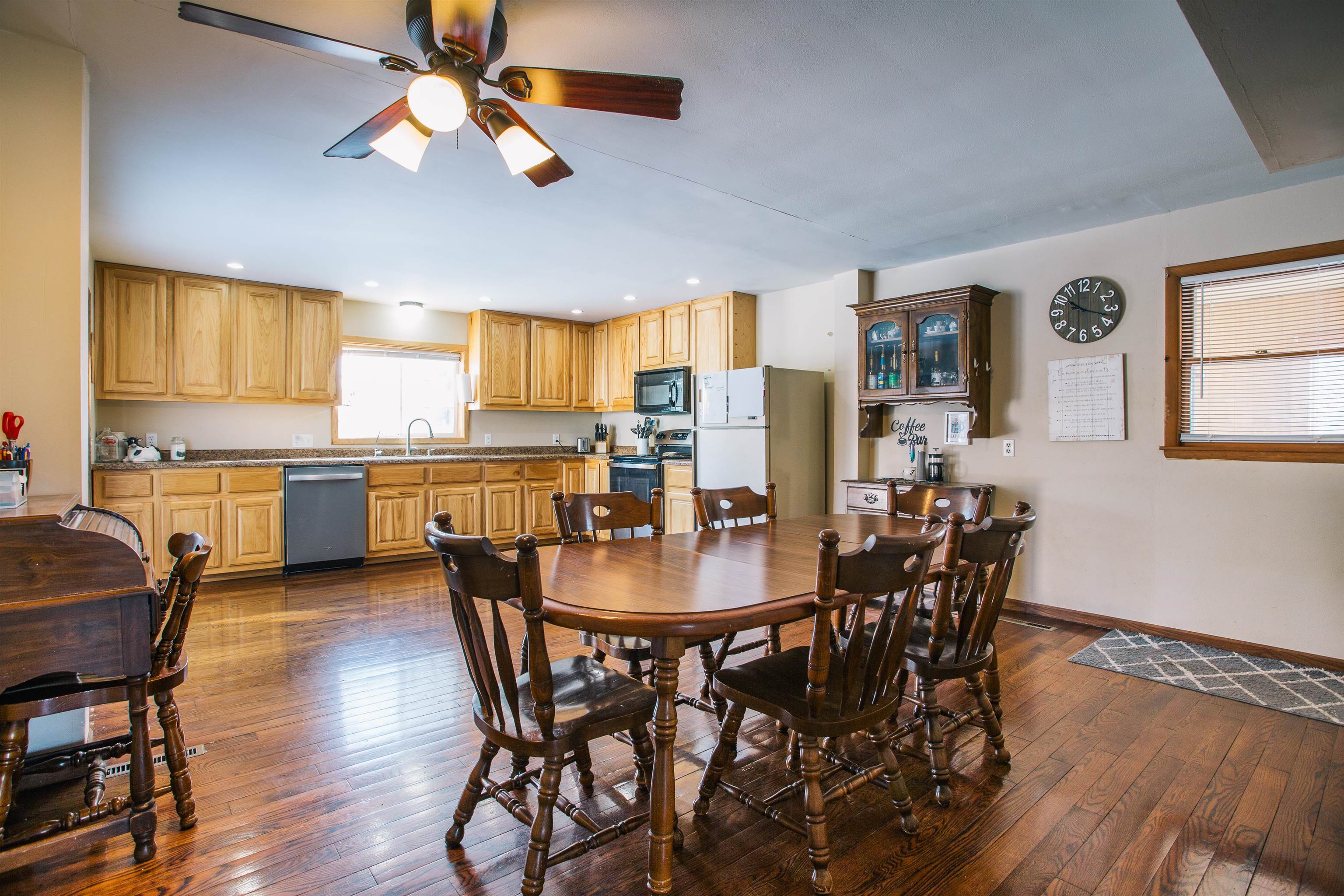 332 S MAIN STREET, Granton, Wisconsin 54436, 3 Bedrooms Bedrooms, ,1 BathroomBathrooms,Residential,For Sale,332 S MAIN STREET,22600310