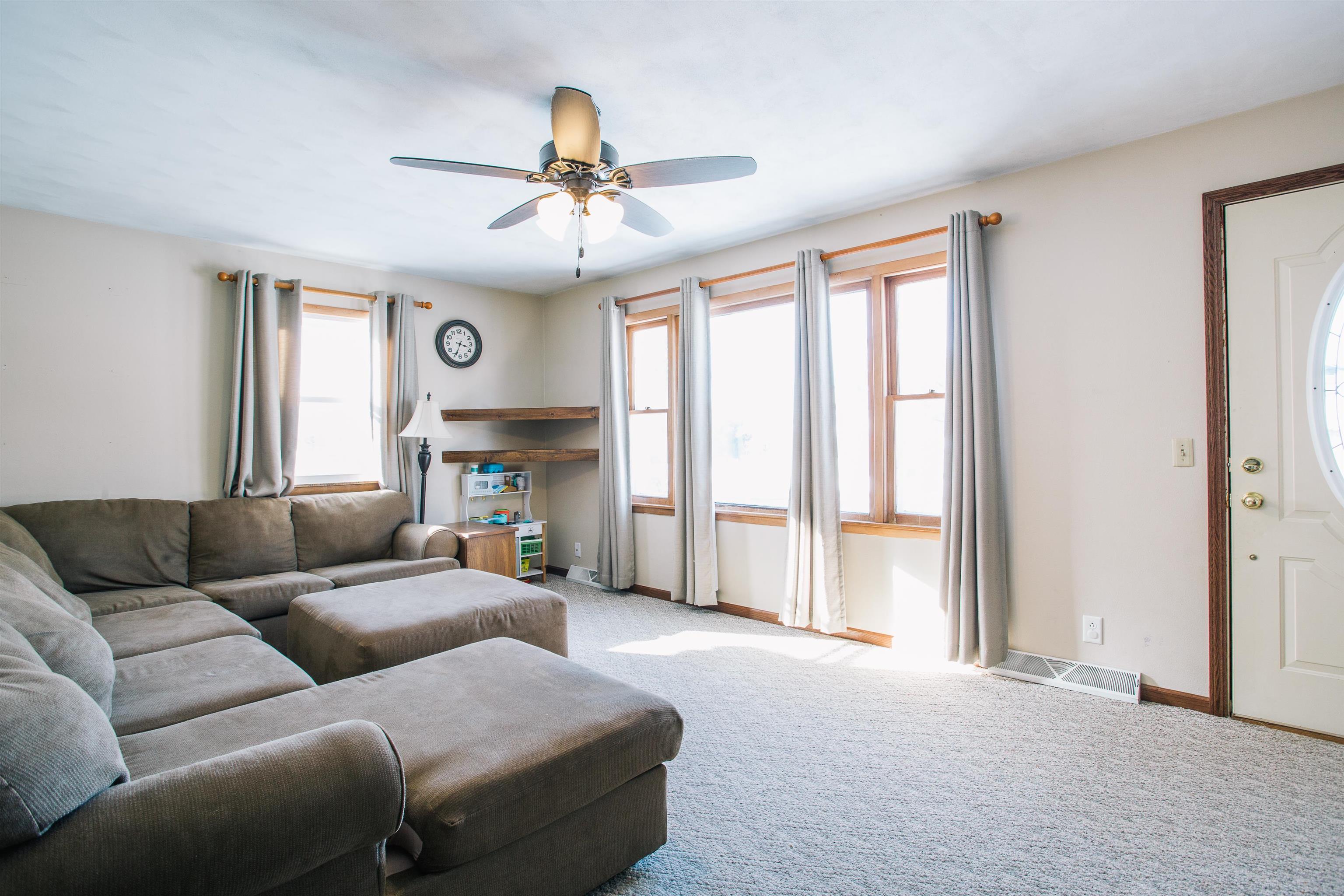 332 S MAIN STREET, Granton, Wisconsin 54436, 3 Bedrooms Bedrooms, ,1 BathroomBathrooms,Residential,For Sale,332 S MAIN STREET,22600310