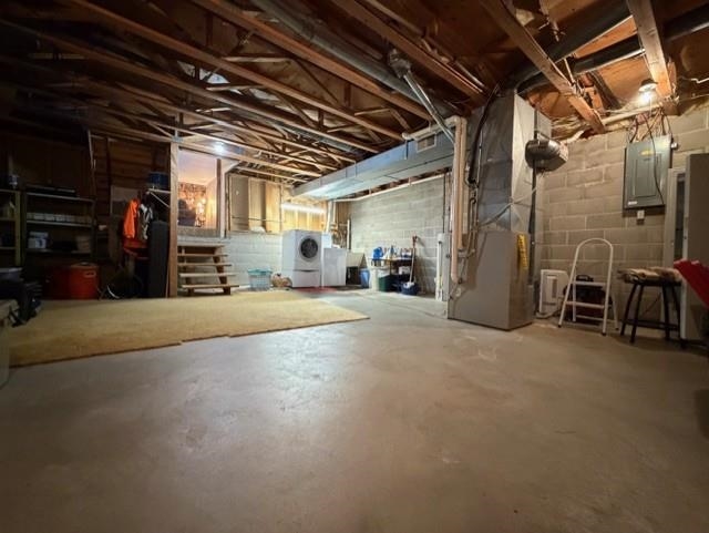 2141 ASPEN LANE, Plover, Wisconsin 54467, 4 Bedrooms Bedrooms, ,2 BathroomsBathrooms,Residential,For Sale,2141 ASPEN LANE,22600314