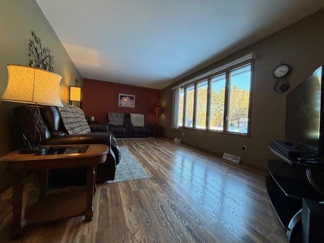 2141 ASPEN LANE, Plover, Wisconsin 54467, 4 Bedrooms Bedrooms, ,2 BathroomsBathrooms,Residential,For Sale,2141 ASPEN LANE,22600314