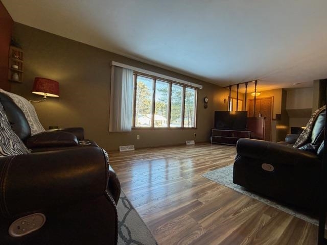 2141 ASPEN LANE, Plover, Wisconsin 54467, 4 Bedrooms Bedrooms, ,2 BathroomsBathrooms,Residential,For Sale,2141 ASPEN LANE,22600314