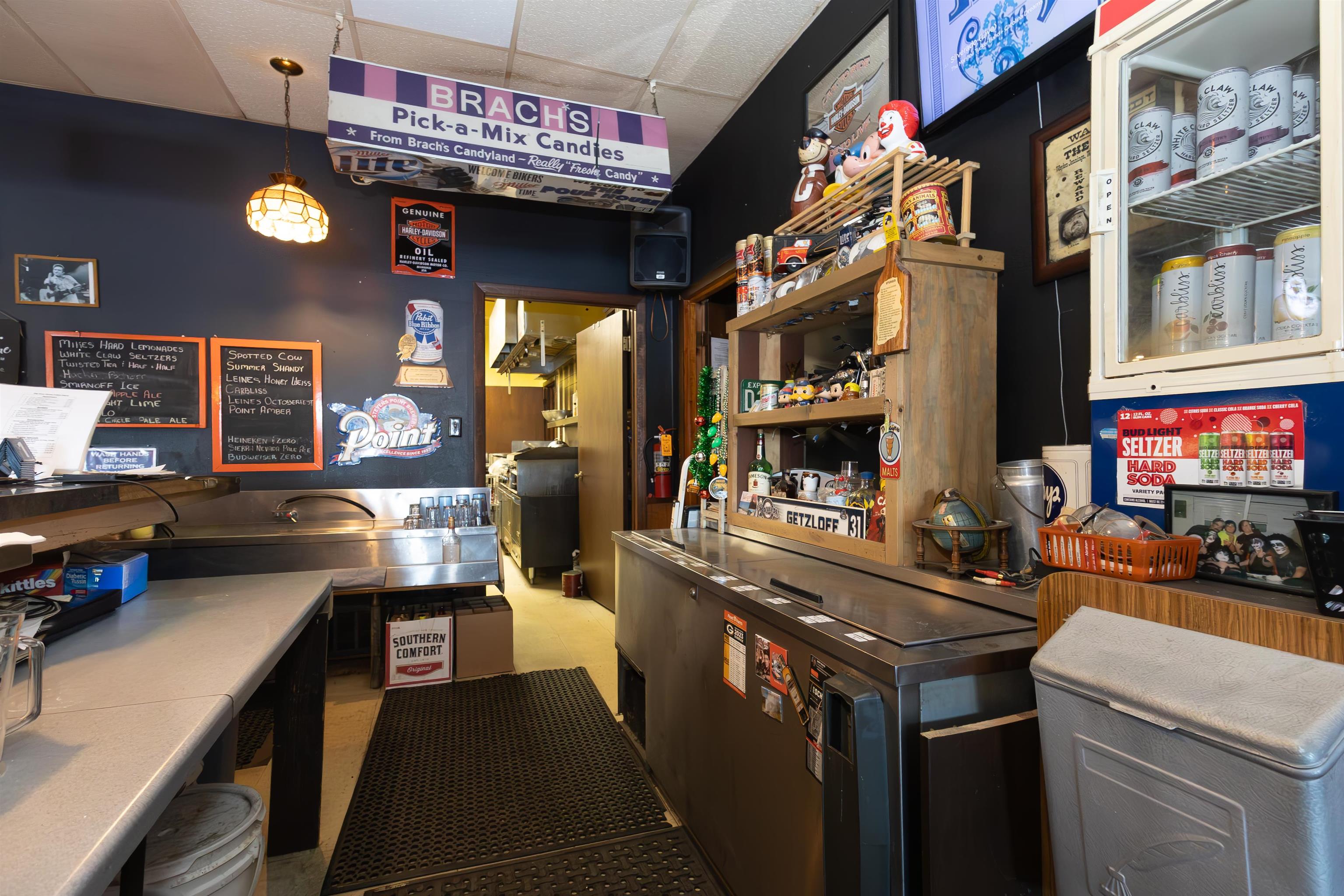 3140 LAKE AVENUE, Wisconsin Rapids, Wisconsin 54494, ,Commercial/industrial,For Sale,3140 LAKE AVENUE,22600331