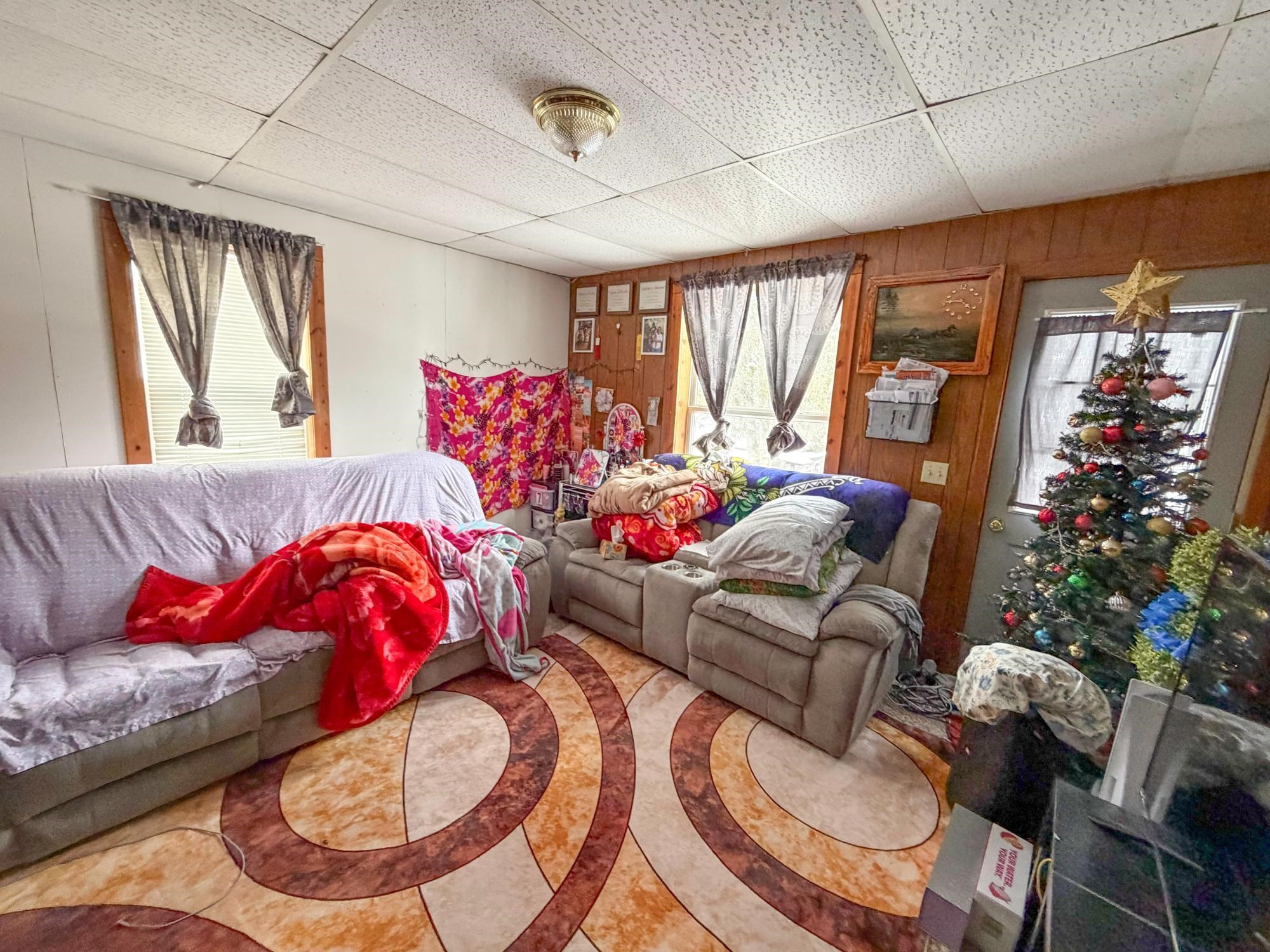 1025 1ST AVENUE, Park Falls, Wisconsin 54552, ,Commercial/industrial,For Sale,1025 1ST AVENUE,22600332