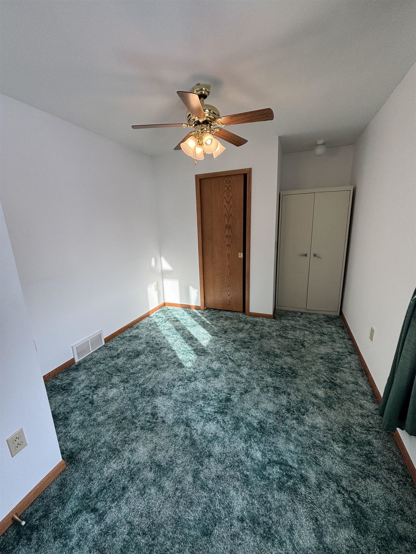 W4836 COUNTY ROAD Q, Merrill, Wisconsin 54452, 2 Bedrooms Bedrooms, ,2 BathroomsBathrooms,Residential,For Sale,W4836 COUNTY ROAD Q,22600338