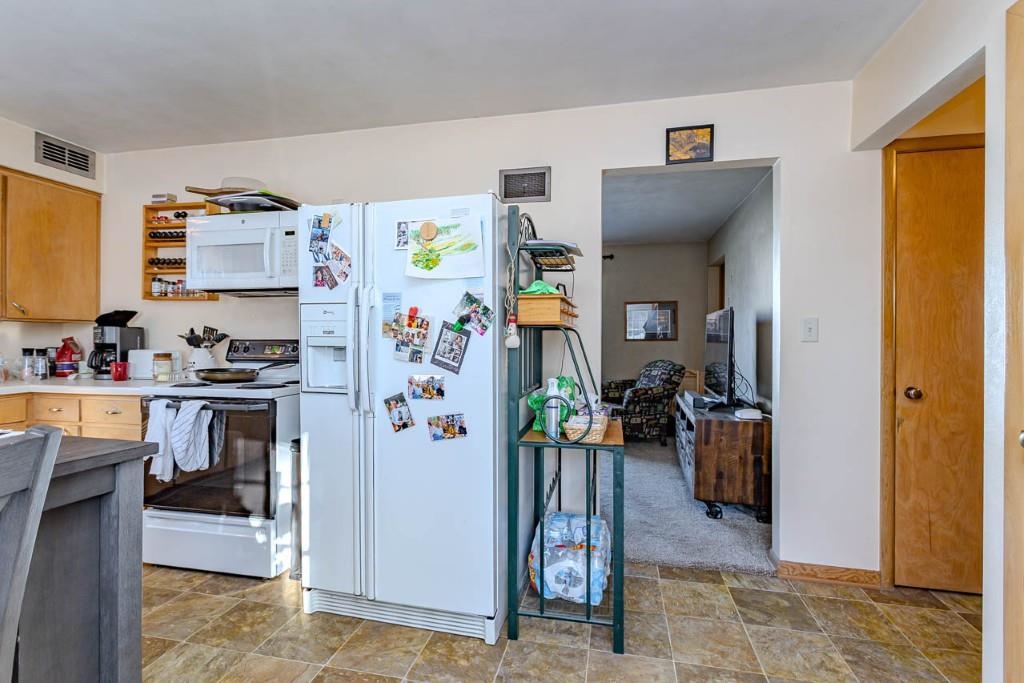 619 W RANDOLPH STREET, Wausau, Wisconsin 54401, 2 Bedrooms Bedrooms, ,1 BathroomBathrooms,Residential,For Sale,619 W RANDOLPH STREET,22600339