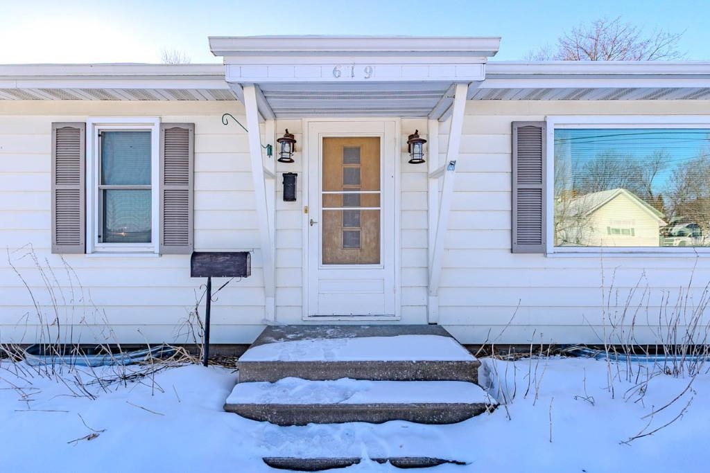 619 W RANDOLPH STREET, Wausau, Wisconsin 54401, 2 Bedrooms Bedrooms, ,1 BathroomBathrooms,Residential,For Sale,619 W RANDOLPH STREET,22600339