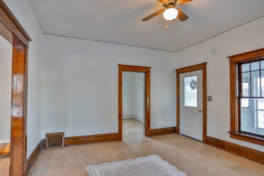 307 WASHINGTON STREET, Mosinee, Wisconsin 54455, 2 Bedrooms Bedrooms, ,1 BathroomBathrooms,Residential,For Sale,307 WASHINGTON STREET,22600342