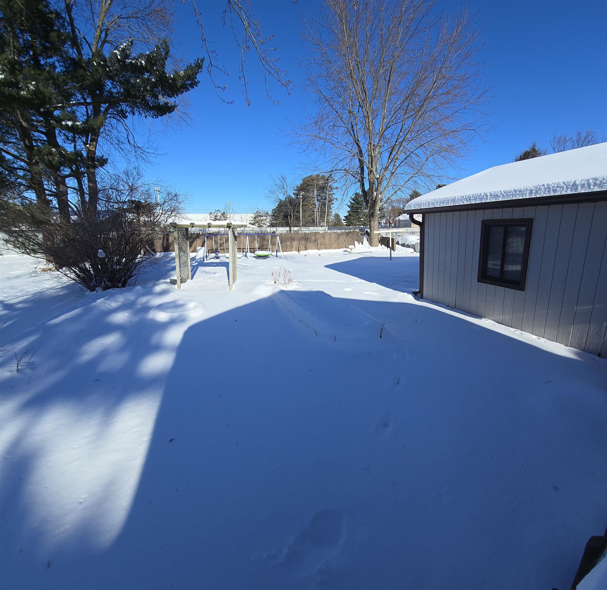 911 PEPPER AVENUE, Wisconsin Rapids, Wisconsin 54494, ,Commercial/industrial,For Sale,911 PEPPER AVENUE,22600344