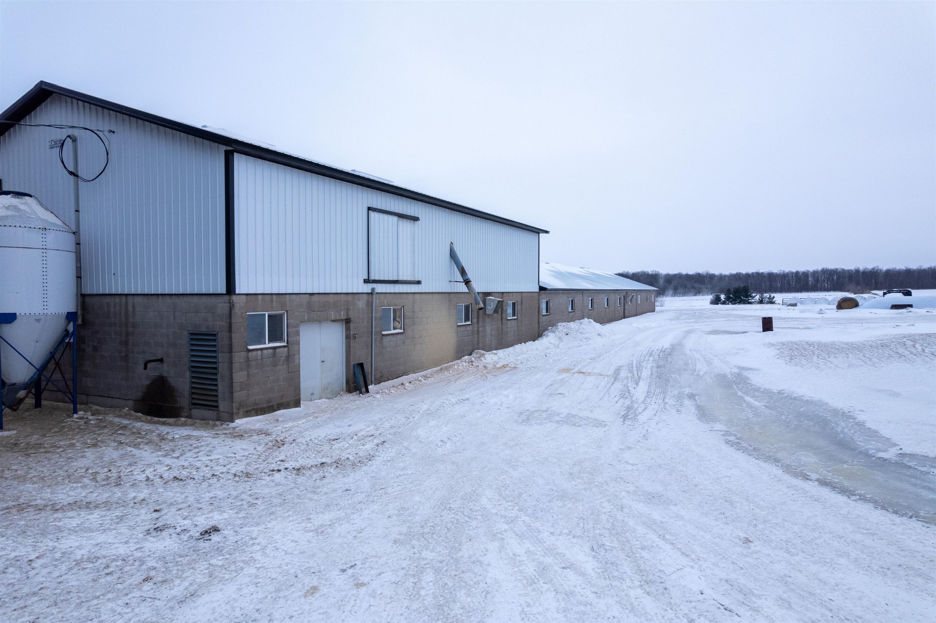 108120 WUERTZBERG ROAD, Abbotsford, Wisconsin 54405, 4 Bedrooms Bedrooms, ,2 BathroomsBathrooms,Residential,For Sale,108120 WUERTZBERG ROAD,22600349