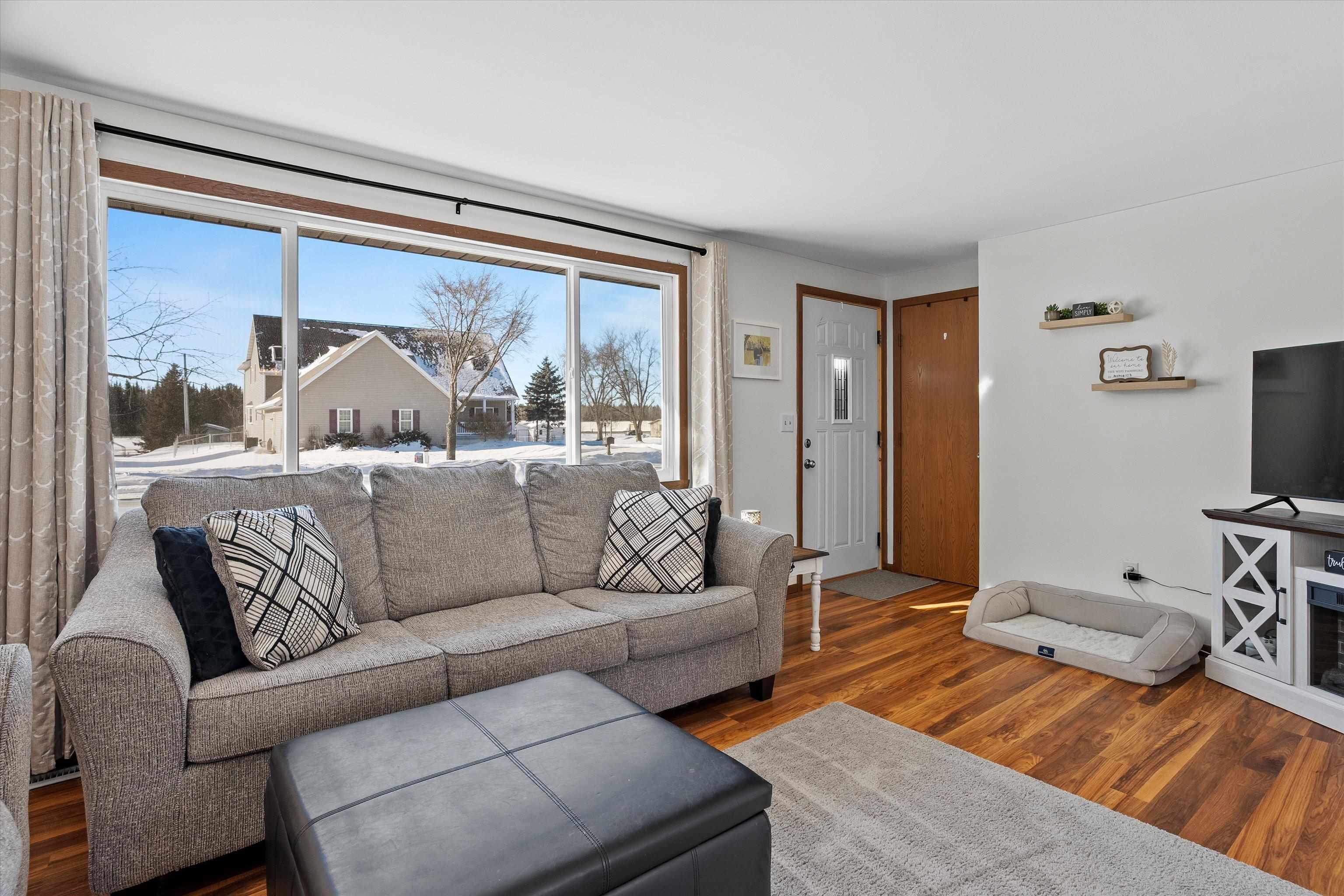 3017 POPP AVENUE, Marshfield, Wisconsin 54449, 2 Bedrooms Bedrooms, ,1 BathroomBathrooms,Residential,For Sale,3017 POPP AVENUE,22600354