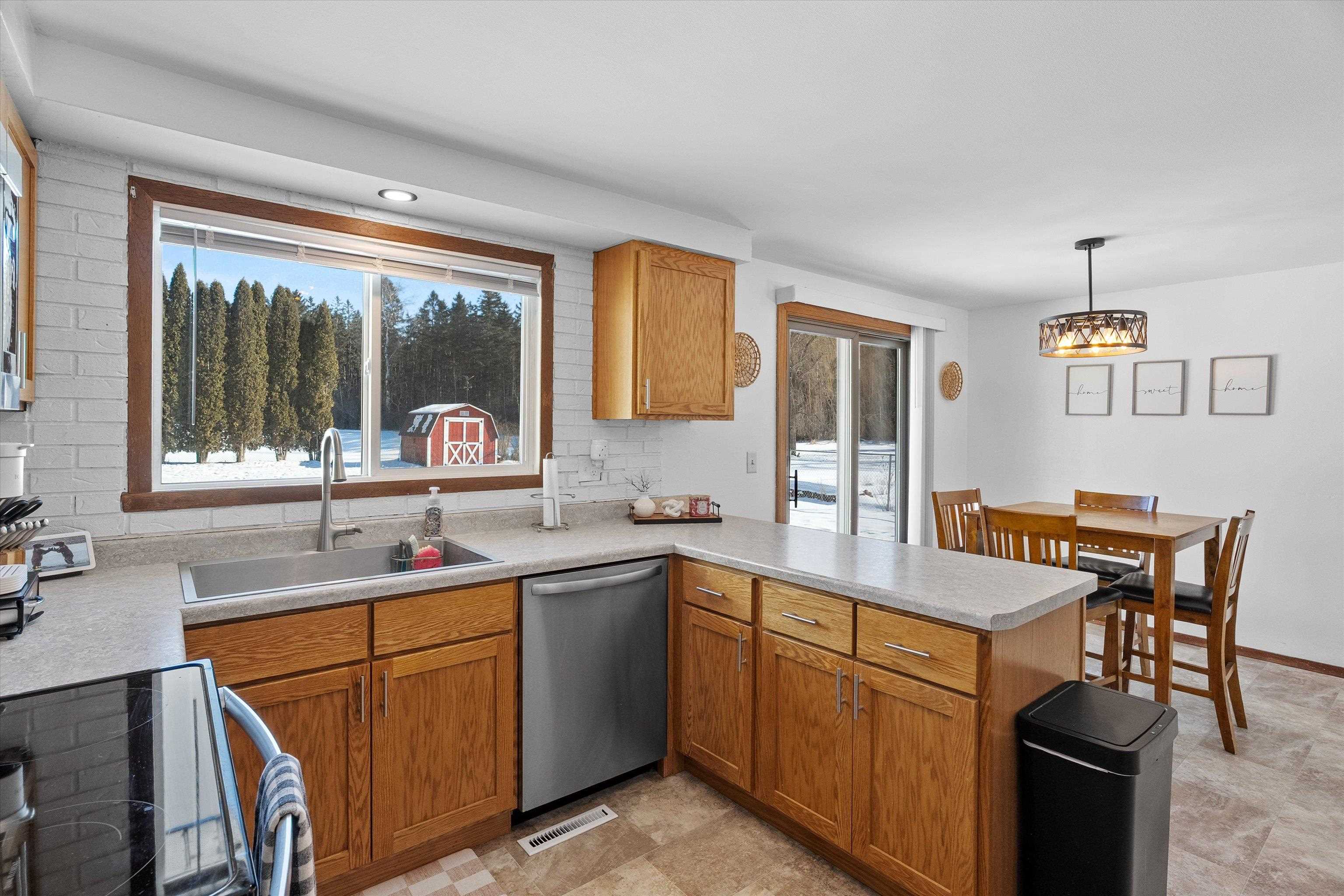 3017 POPP AVENUE, Marshfield, Wisconsin 54449, 2 Bedrooms Bedrooms, ,1 BathroomBathrooms,Residential,For Sale,3017 POPP AVENUE,22600354