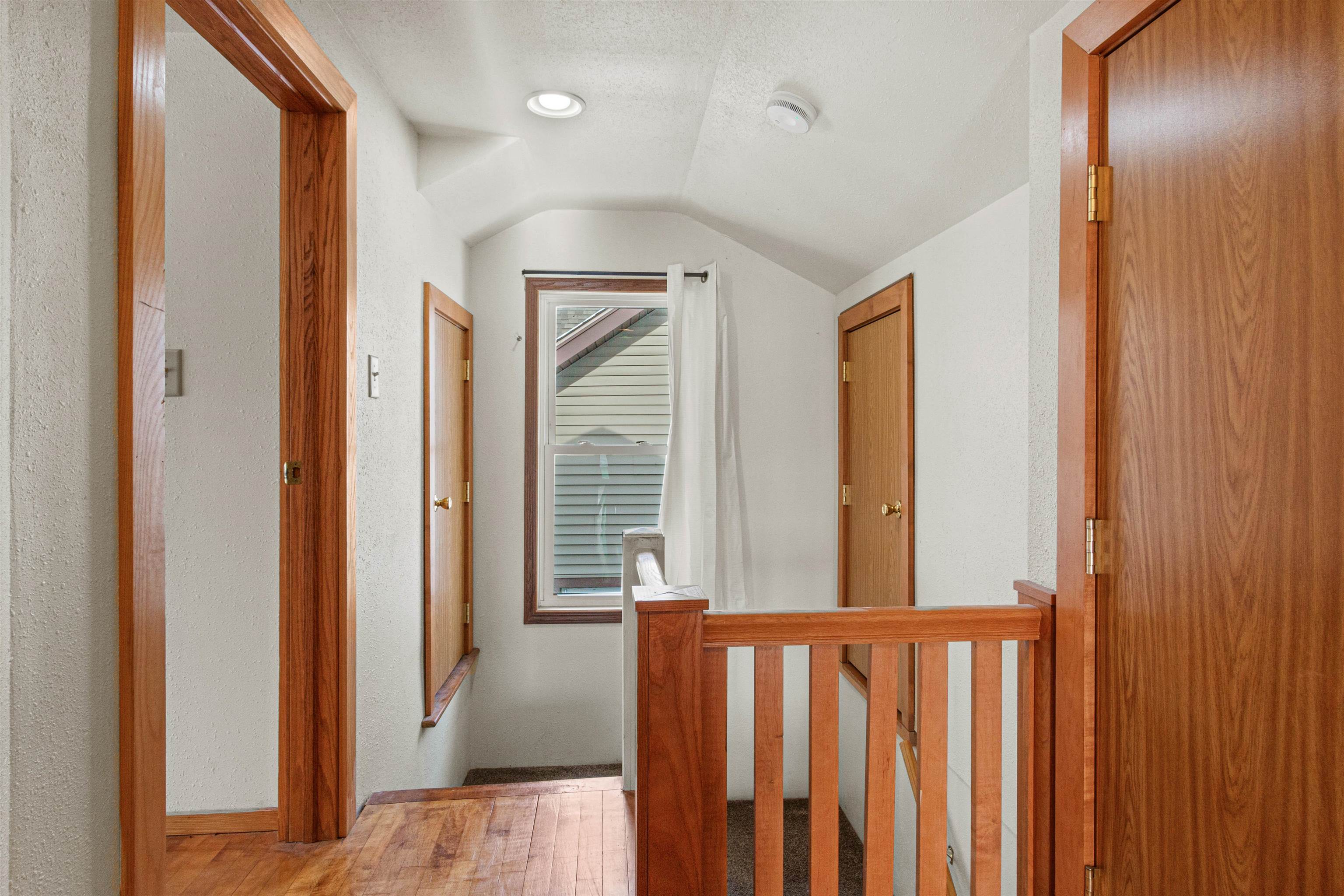 990 2ND AVENUE SOUTH, Wisconsin Rapids, Wisconsin 54495, 3 Bedrooms Bedrooms, ,2 BathroomsBathrooms,Residential,For Sale,990 2ND AVENUE SOUTH,22600355