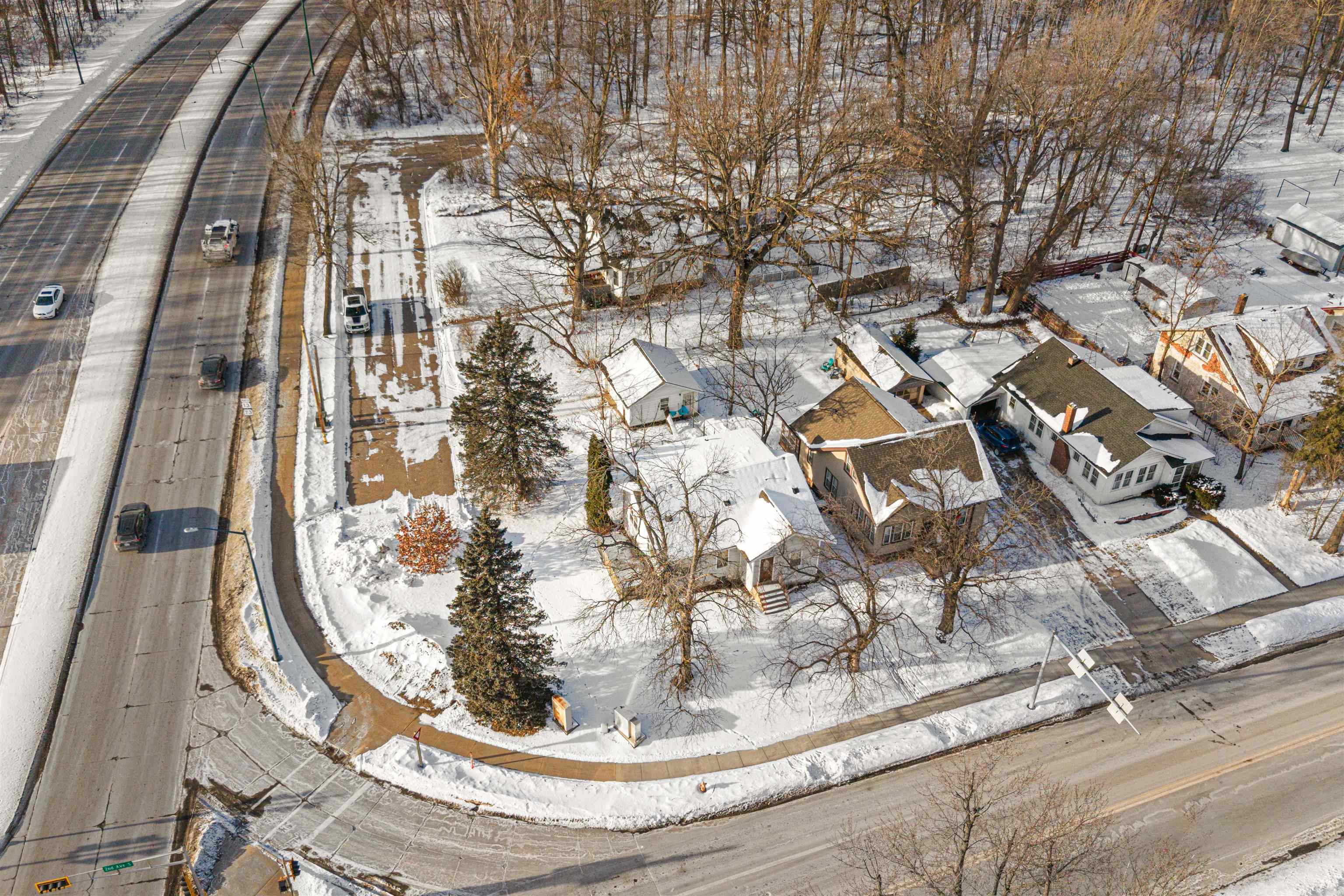 990 2ND AVENUE SOUTH, Wisconsin Rapids, Wisconsin 54495, 3 Bedrooms Bedrooms, ,2 BathroomsBathrooms,Residential,For Sale,990 2ND AVENUE SOUTH,22600355