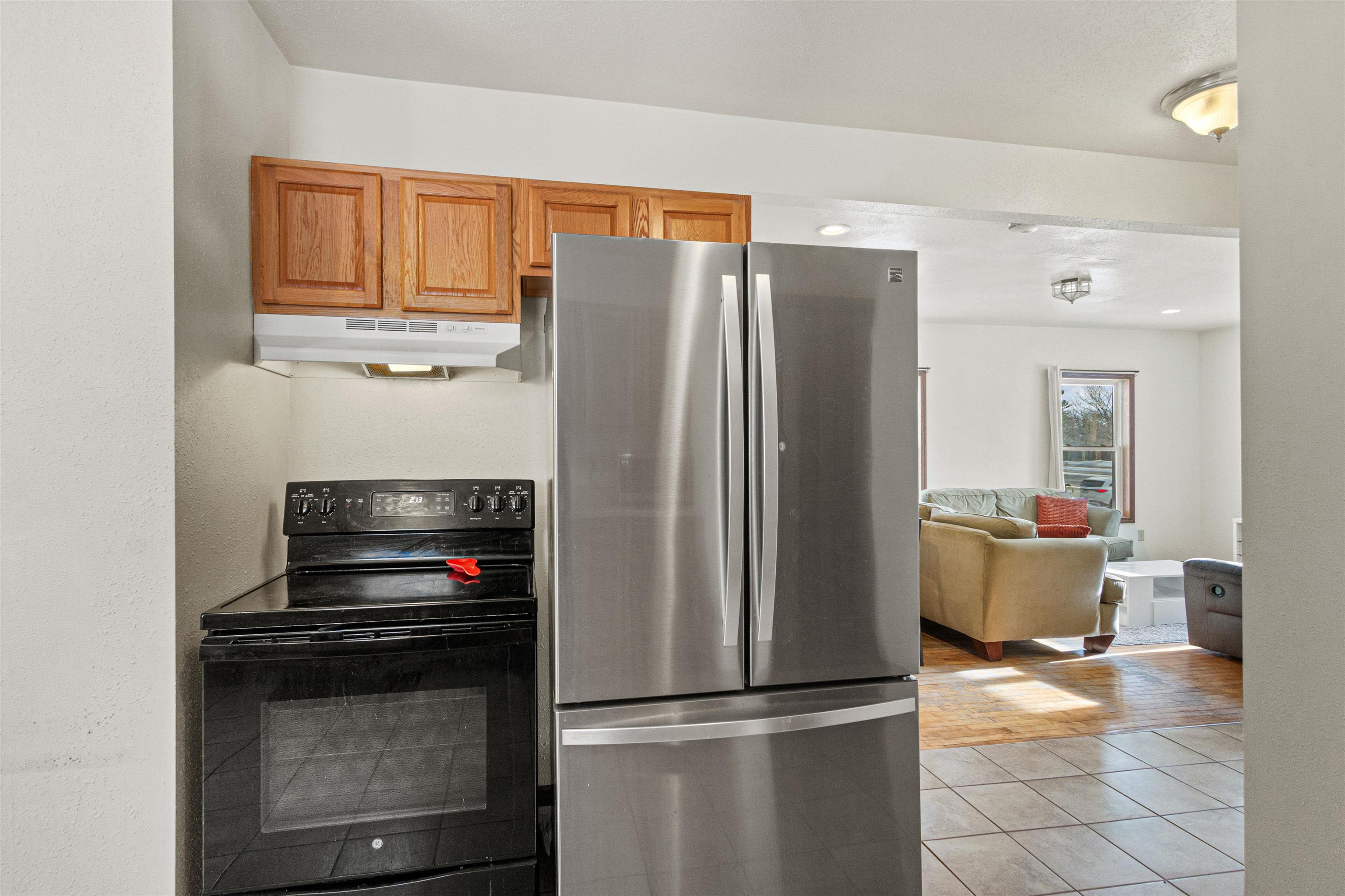 990 2ND AVENUE SOUTH, Wisconsin Rapids, Wisconsin 54495, 3 Bedrooms Bedrooms, ,2 BathroomsBathrooms,Residential,For Sale,990 2ND AVENUE SOUTH,22600355