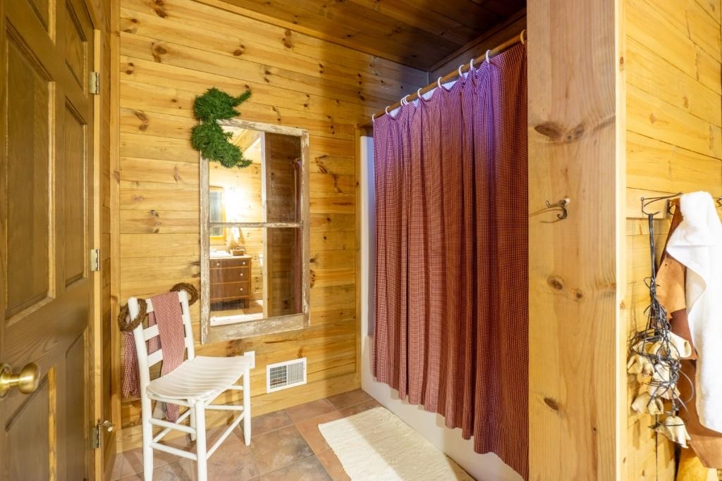 W1863 BURGENER AVENUE, Merrill, Wisconsin 54452, 4 Bedrooms Bedrooms, ,2 BathroomsBathrooms,Residential,For Sale,W1863 BURGENER AVENUE,22600362