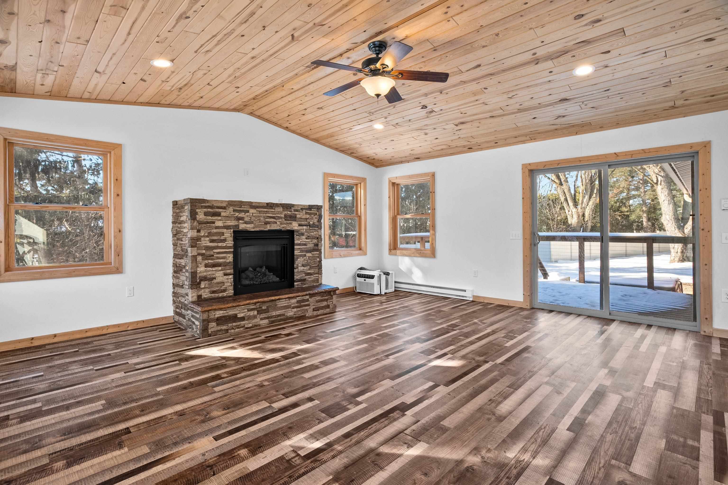 506 FAIRVIEW COURT, Marshfield, Wisconsin 54449, 4 Bedrooms Bedrooms, ,3 BathroomsBathrooms,Residential,For Sale,506 FAIRVIEW COURT,22600367