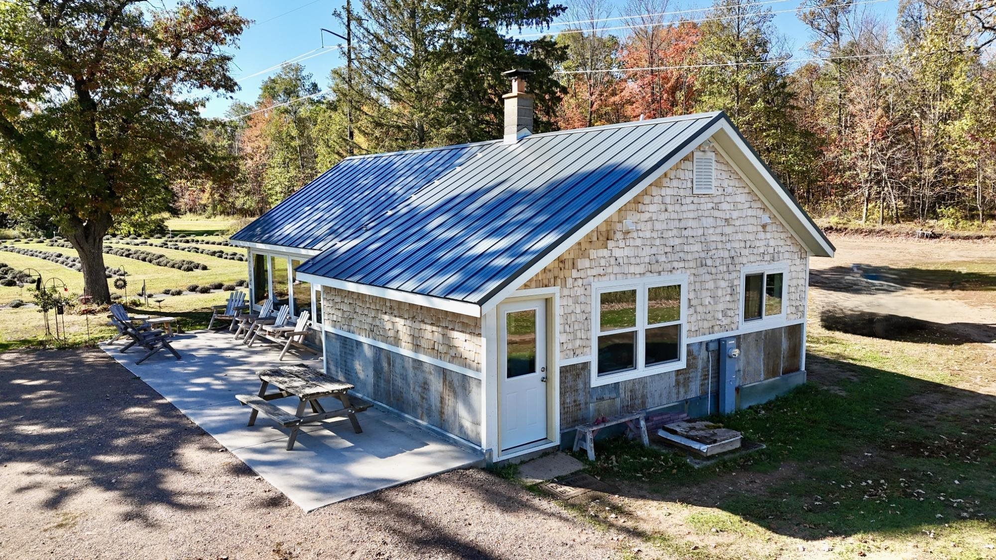 W6098 E STELLING ROAD, Tomahawk, Wisconsin 54487, 2 Bedrooms Bedrooms, ,1 BathroomBathrooms,Residential,For Sale,W6098 E STELLING ROAD,22600370