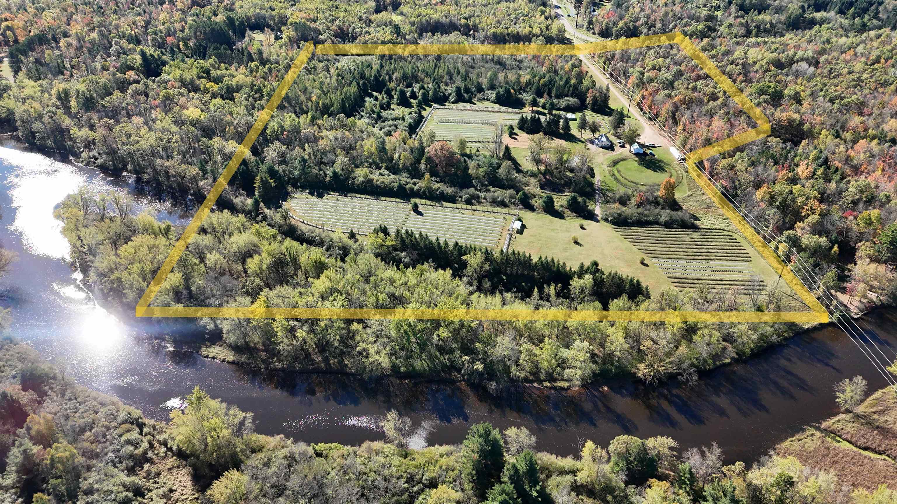 W6098 E STELLING ROAD, Tomahawk, Wisconsin 54487, 2 Bedrooms Bedrooms, ,1 BathroomBathrooms,Residential,For Sale,W6098 E STELLING ROAD,22600370