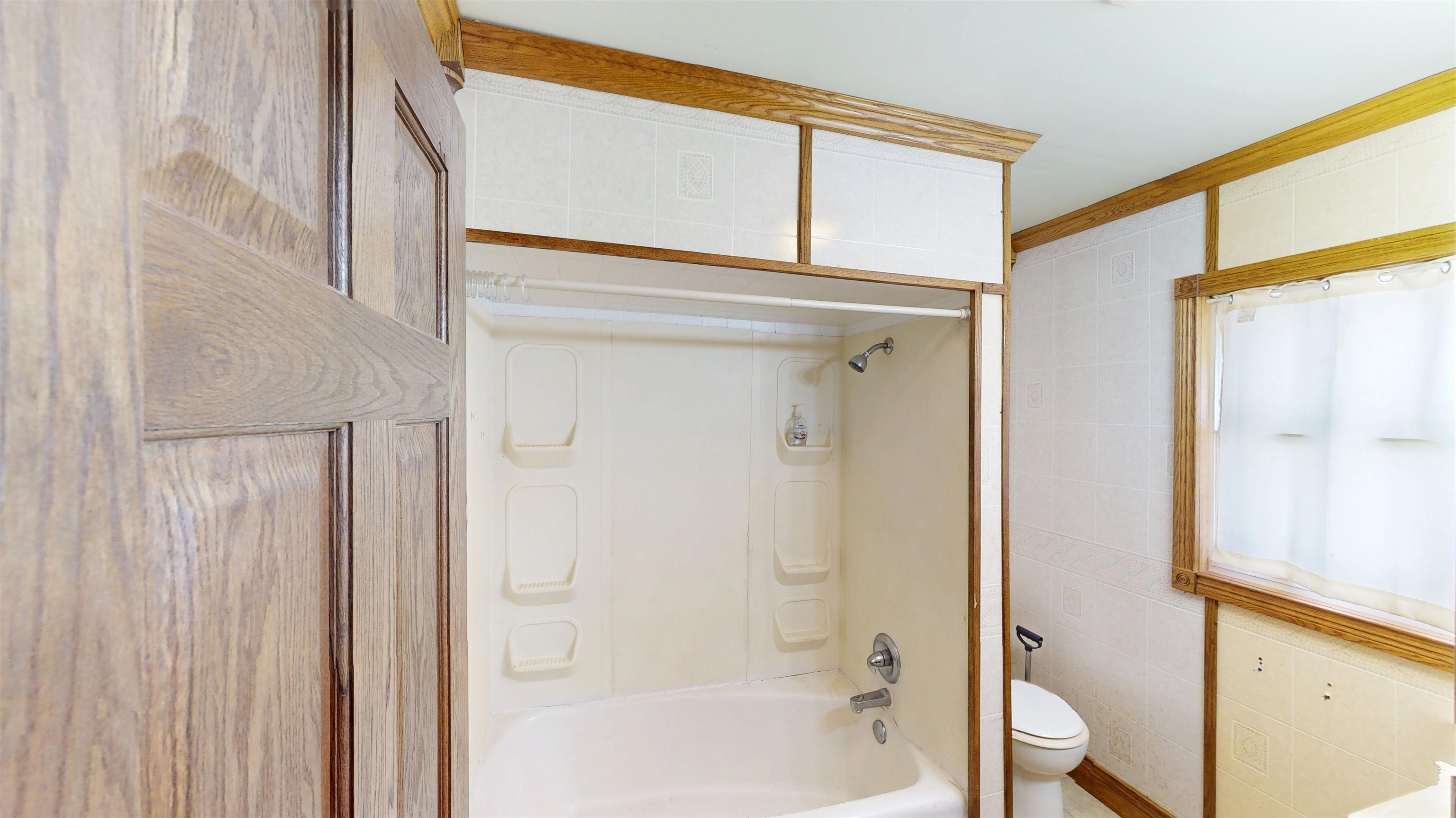 108094 STATE HIGHWAY 29, Abbotsford, Wisconsin 54405, 4 Bedrooms Bedrooms, ,1 BathroomBathrooms,Residential,For Sale,108094 STATE HIGHWAY 29,22600373