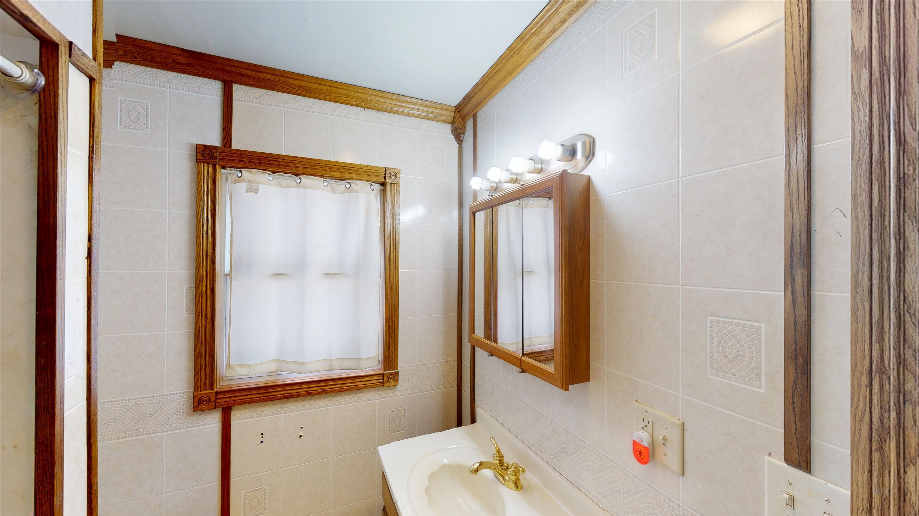 108094 STATE HIGHWAY 29, Abbotsford, Wisconsin 54405, 4 Bedrooms Bedrooms, ,1 BathroomBathrooms,Residential,For Sale,108094 STATE HIGHWAY 29,22600373