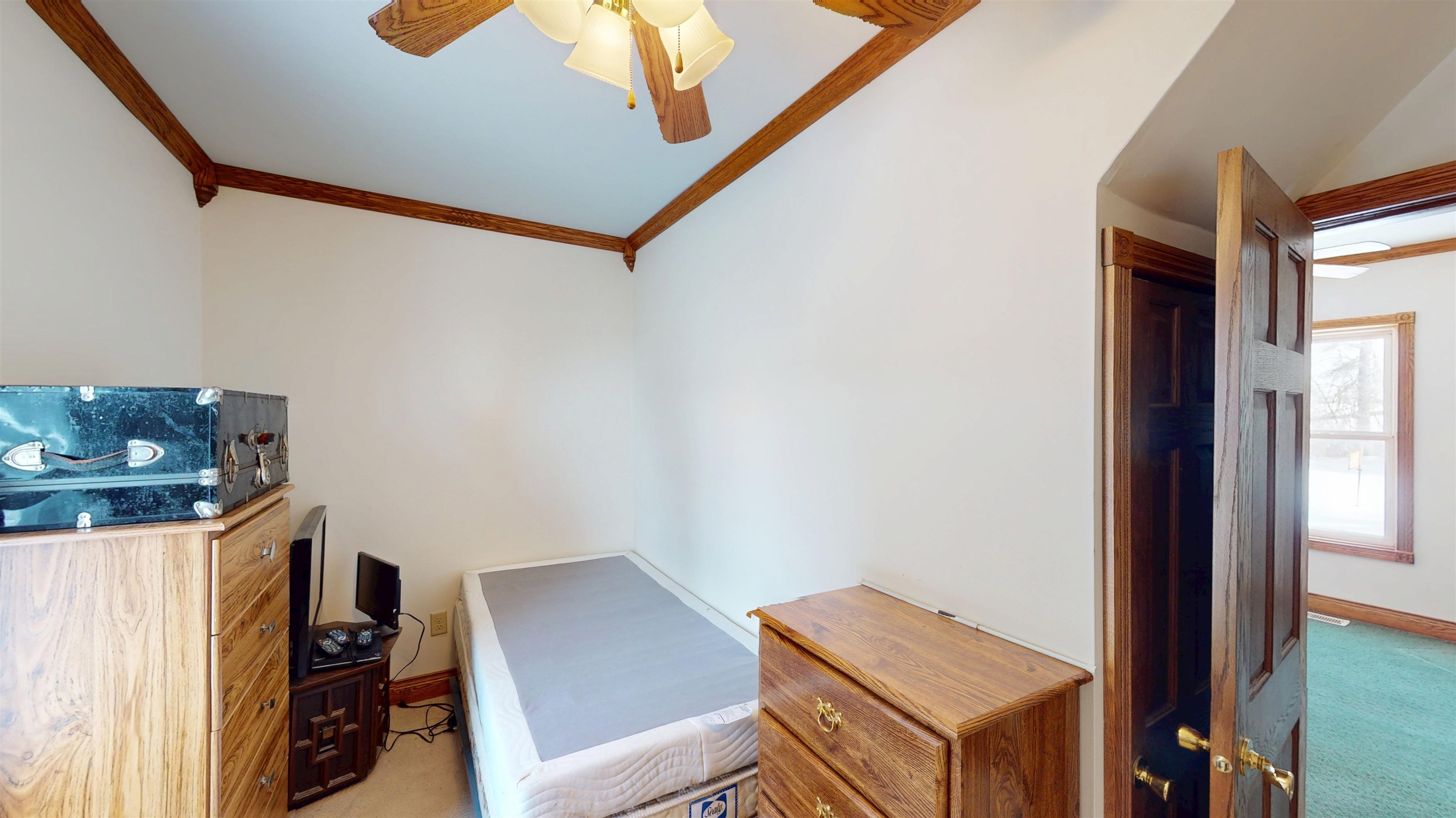 108094 STATE HIGHWAY 29, Abbotsford, Wisconsin 54405, 4 Bedrooms Bedrooms, ,1 BathroomBathrooms,Residential,For Sale,108094 STATE HIGHWAY 29,22600373