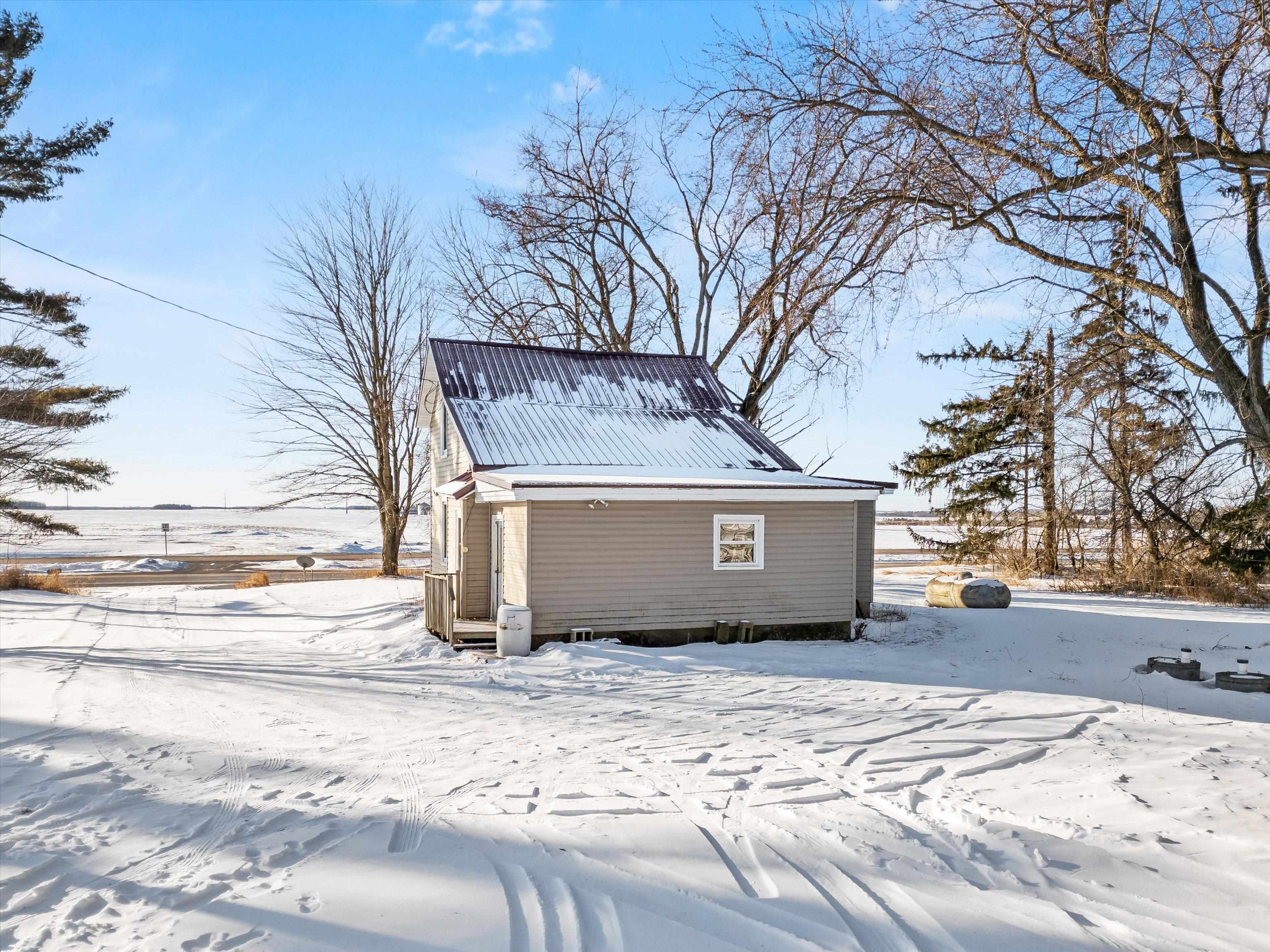 108094 STATE HIGHWAY 29, Abbotsford, Wisconsin 54405, 4 Bedrooms Bedrooms, ,1 BathroomBathrooms,Residential,For Sale,108094 STATE HIGHWAY 29,22600373