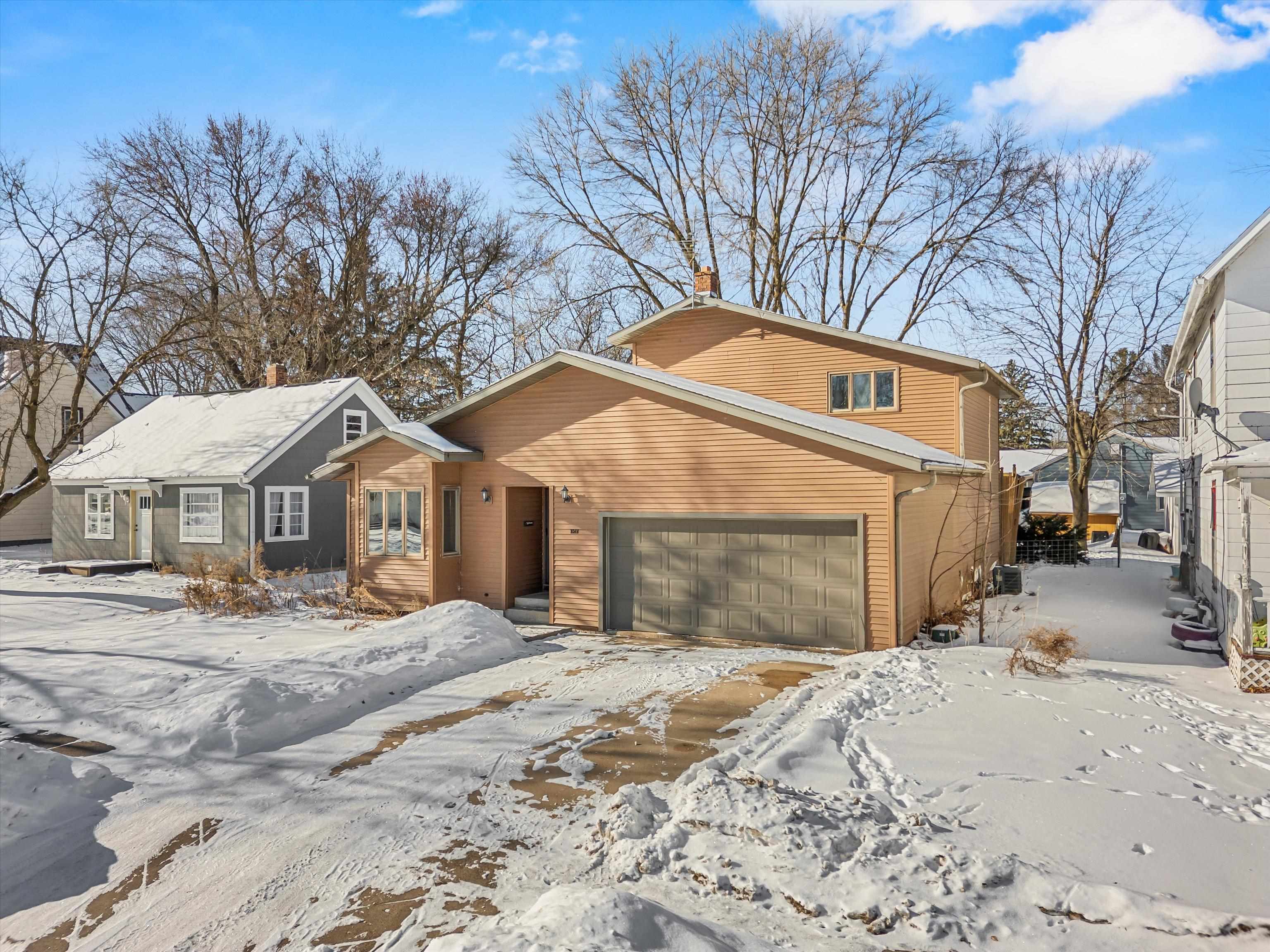 121 N WEST STREET, Loyal, Wisconsin 54447, 3 Bedrooms Bedrooms, ,2 BathroomsBathrooms,Residential,For Sale,121 N WEST STREET,22600377