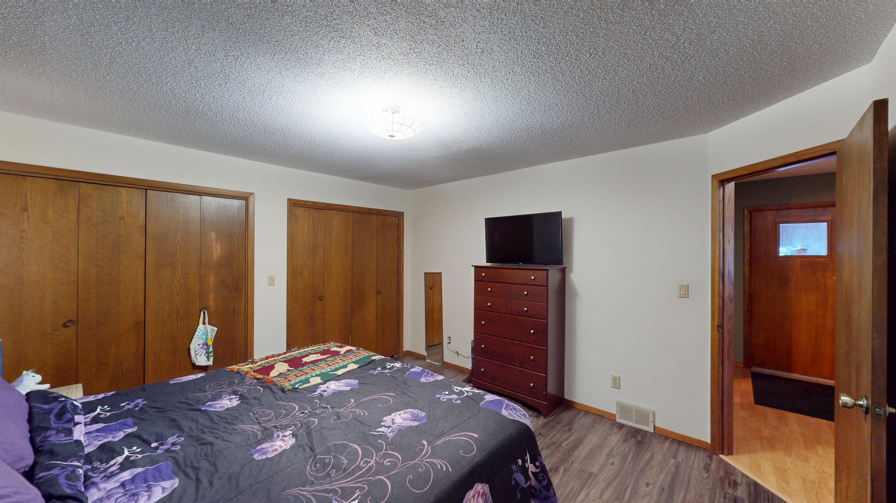 121 N WEST STREET, Loyal, Wisconsin 54447, 3 Bedrooms Bedrooms, ,2 BathroomsBathrooms,Residential,For Sale,121 N WEST STREET,22600377