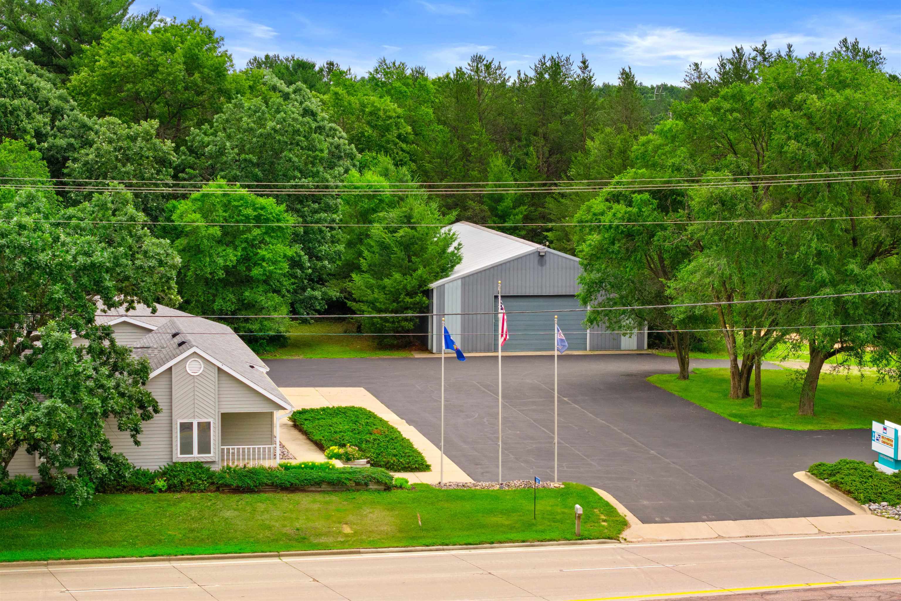 8841 & 8921 STATE HIGHWAY 13 SOUTH, Wisconsin Rapids, Wisconsin 54494, ,Commercial/industrial,For Sale,8841 & 8921 STATE HIGHWAY 13 SOUTH,22600378