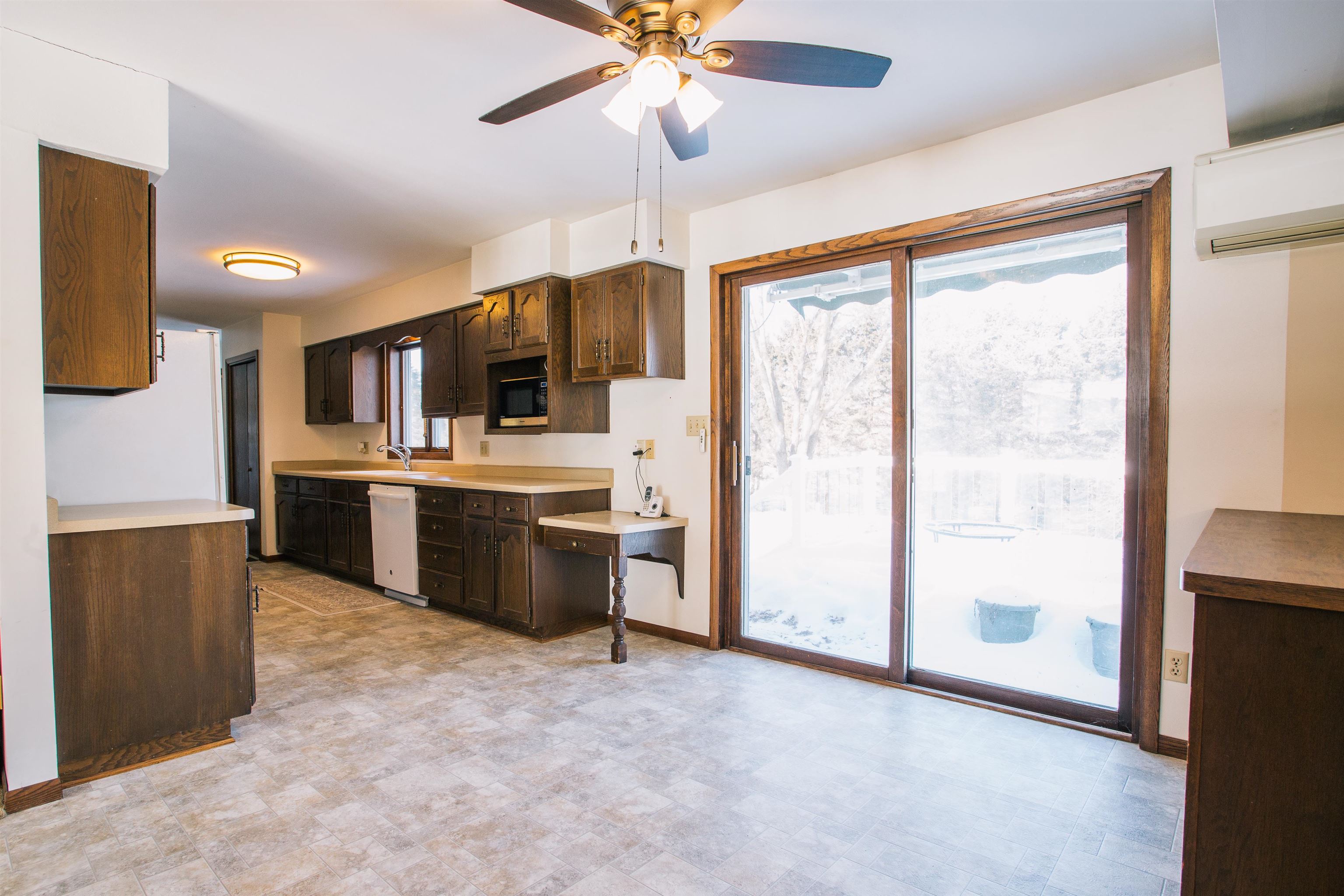 214 W HUNT STREET, Greenwood, Wisconsin 54437, 4 Bedrooms Bedrooms, ,2 BathroomsBathrooms,Residential,For Sale,214 W HUNT STREET,22600379