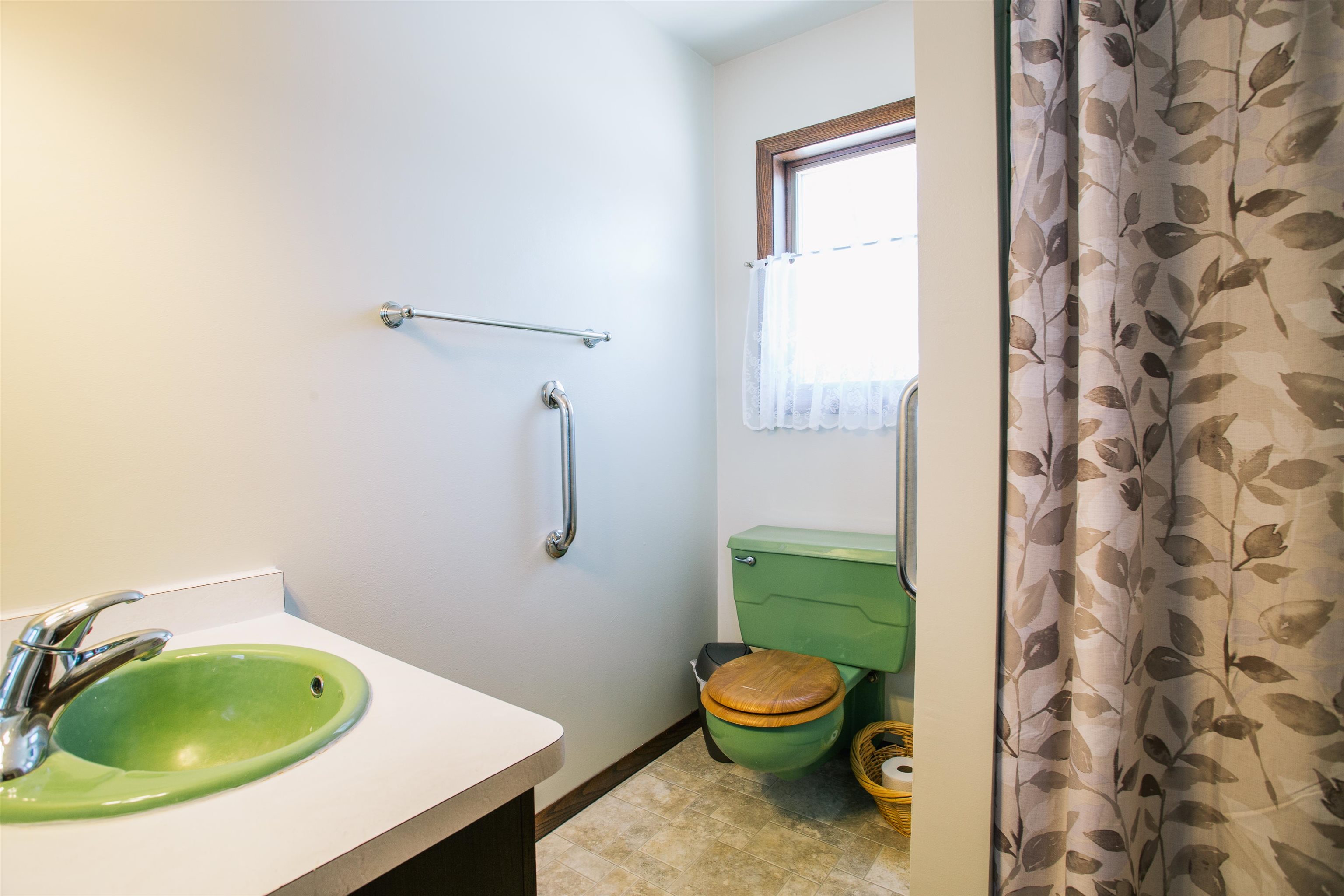 214 W HUNT STREET, Greenwood, Wisconsin 54437, 4 Bedrooms Bedrooms, ,2 BathroomsBathrooms,Residential,For Sale,214 W HUNT STREET,22600379