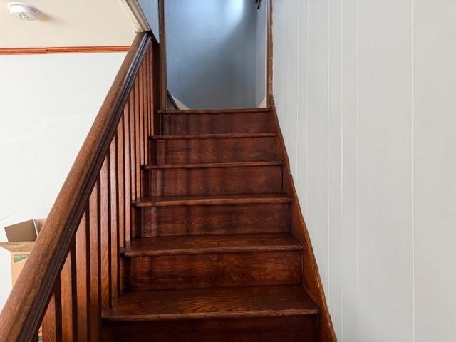 107 GRAND AVENUE, Neillsville, Wisconsin 54456, 4 Bedrooms Bedrooms, ,2 BathroomsBathrooms,Residential,For Sale,107 GRAND AVENUE,22600381