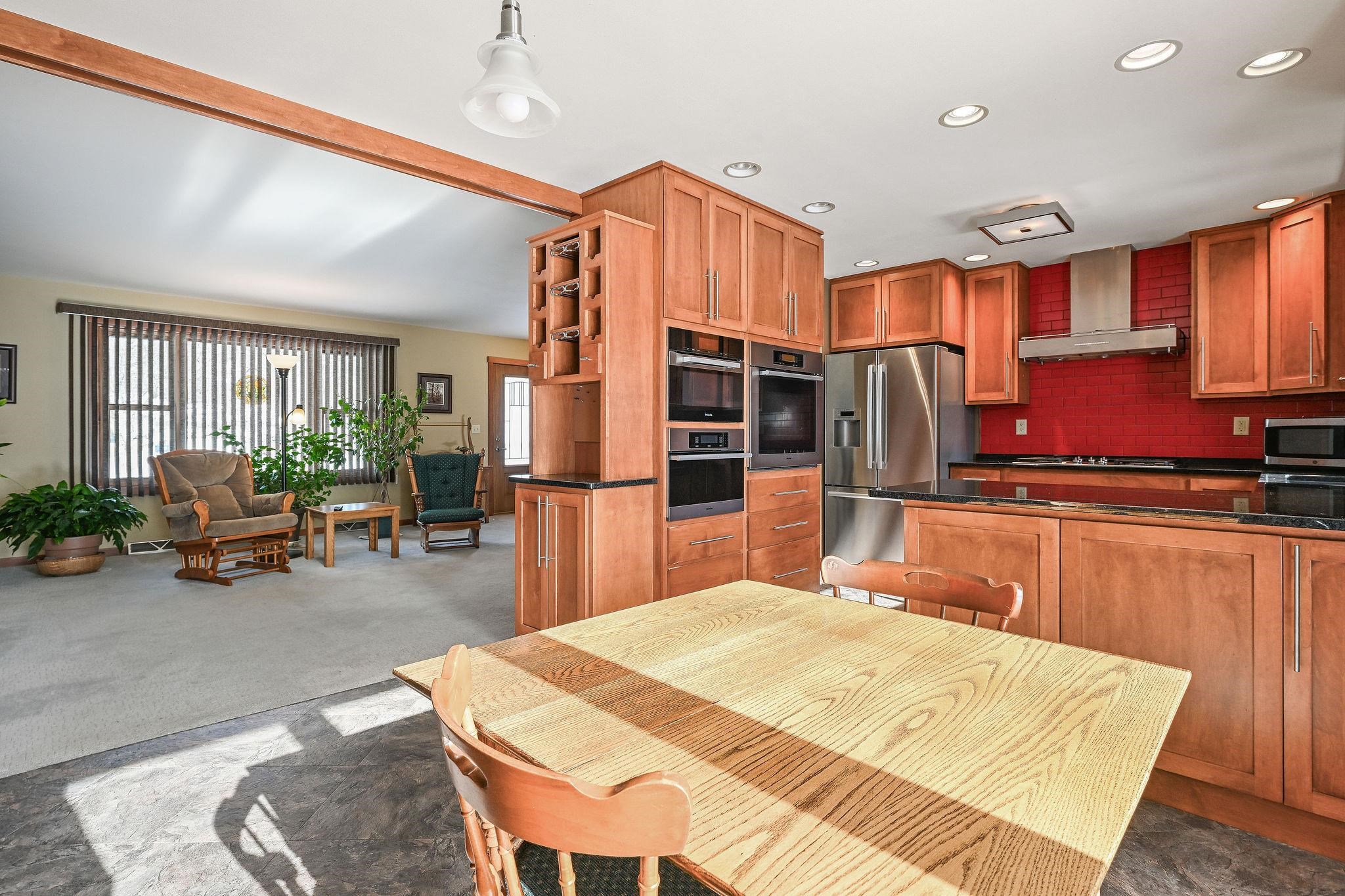 6113 TRICIA AVENUE, Weston, Wisconsin 54476, 3 Bedrooms Bedrooms, ,2 BathroomsBathrooms,Residential,For Sale,6113 TRICIA AVENUE,22600382