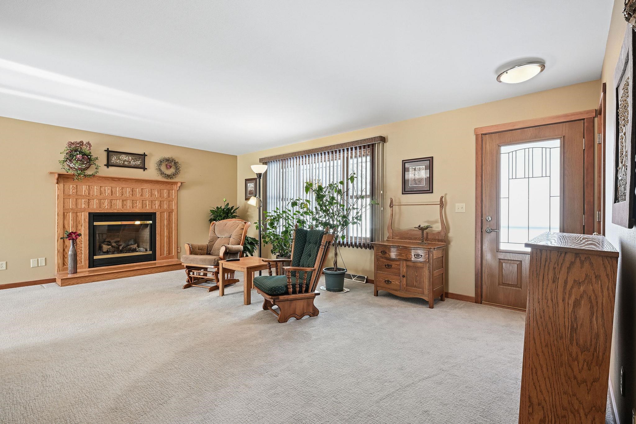 6113 TRICIA AVENUE, Weston, Wisconsin 54476, 3 Bedrooms Bedrooms, ,2 BathroomsBathrooms,Residential,For Sale,6113 TRICIA AVENUE,22600382