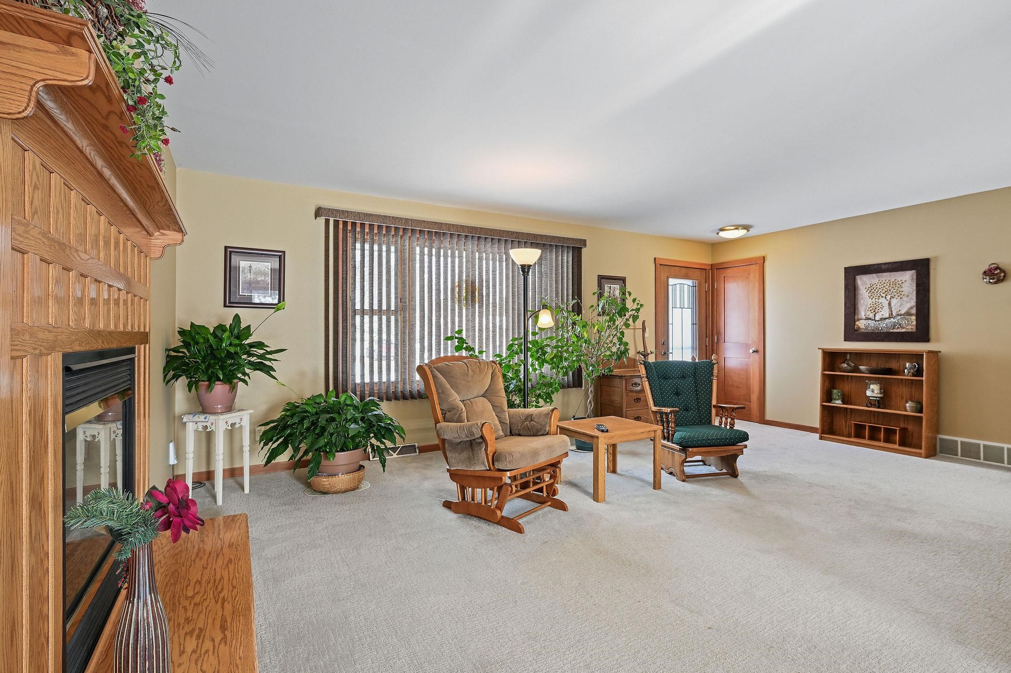 6113 TRICIA AVENUE, Weston, Wisconsin 54476, 3 Bedrooms Bedrooms, ,2 BathroomsBathrooms,Residential,For Sale,6113 TRICIA AVENUE,22600382