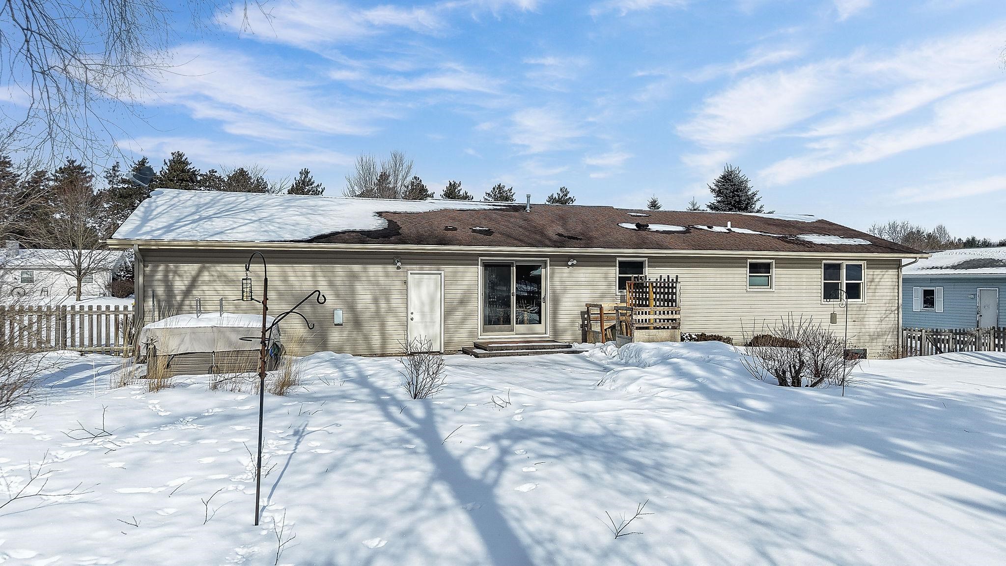 6113 TRICIA AVENUE, Weston, Wisconsin 54476, 3 Bedrooms Bedrooms, ,2 BathroomsBathrooms,Residential,For Sale,6113 TRICIA AVENUE,22600382