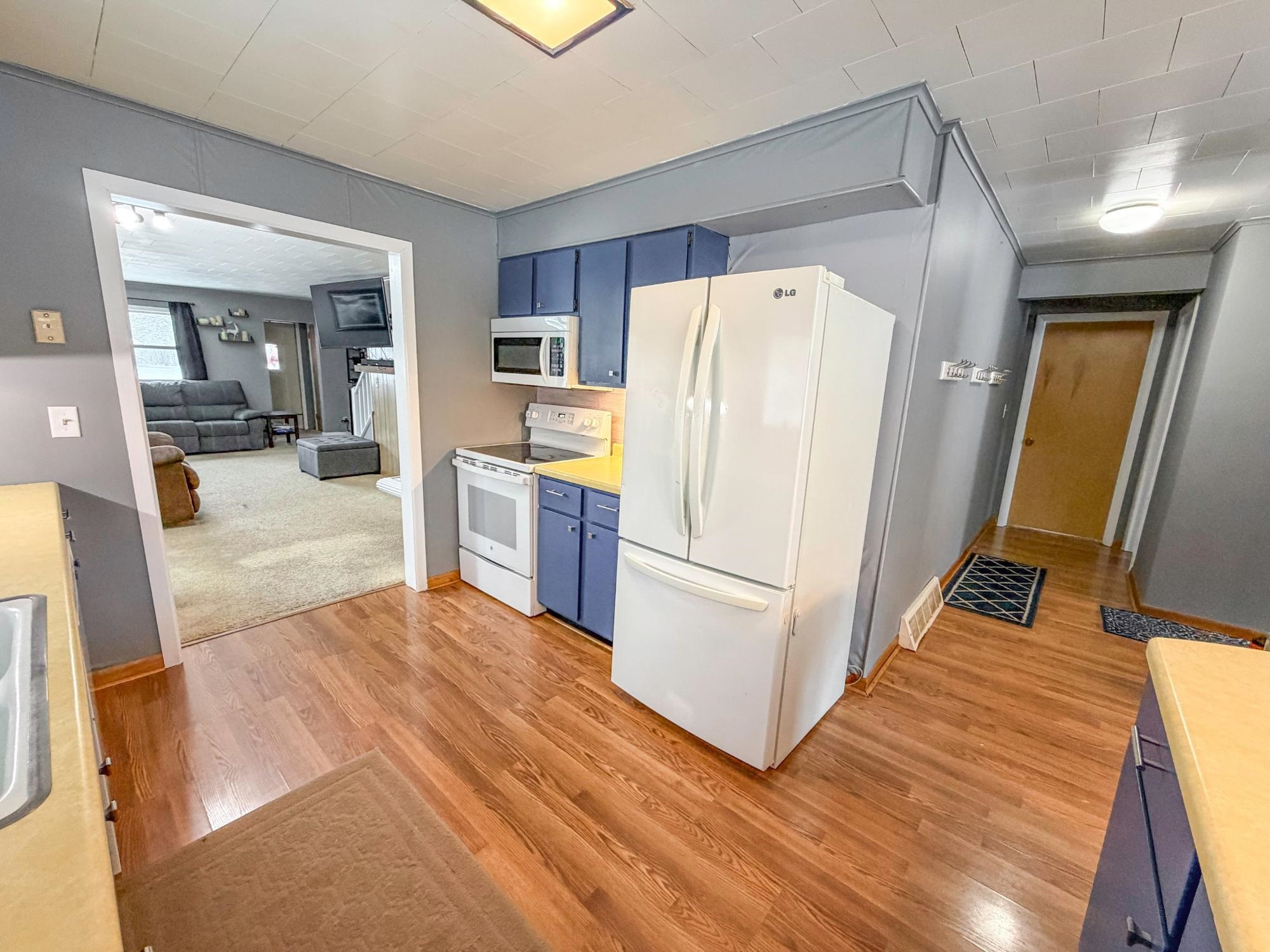 814 4TH AVENUE NORTH, Park Falls, Wisconsin 54552, 4 Bedrooms Bedrooms, ,3 BathroomsBathrooms,Residential,For Sale,814 4TH AVENUE NORTH,22600390