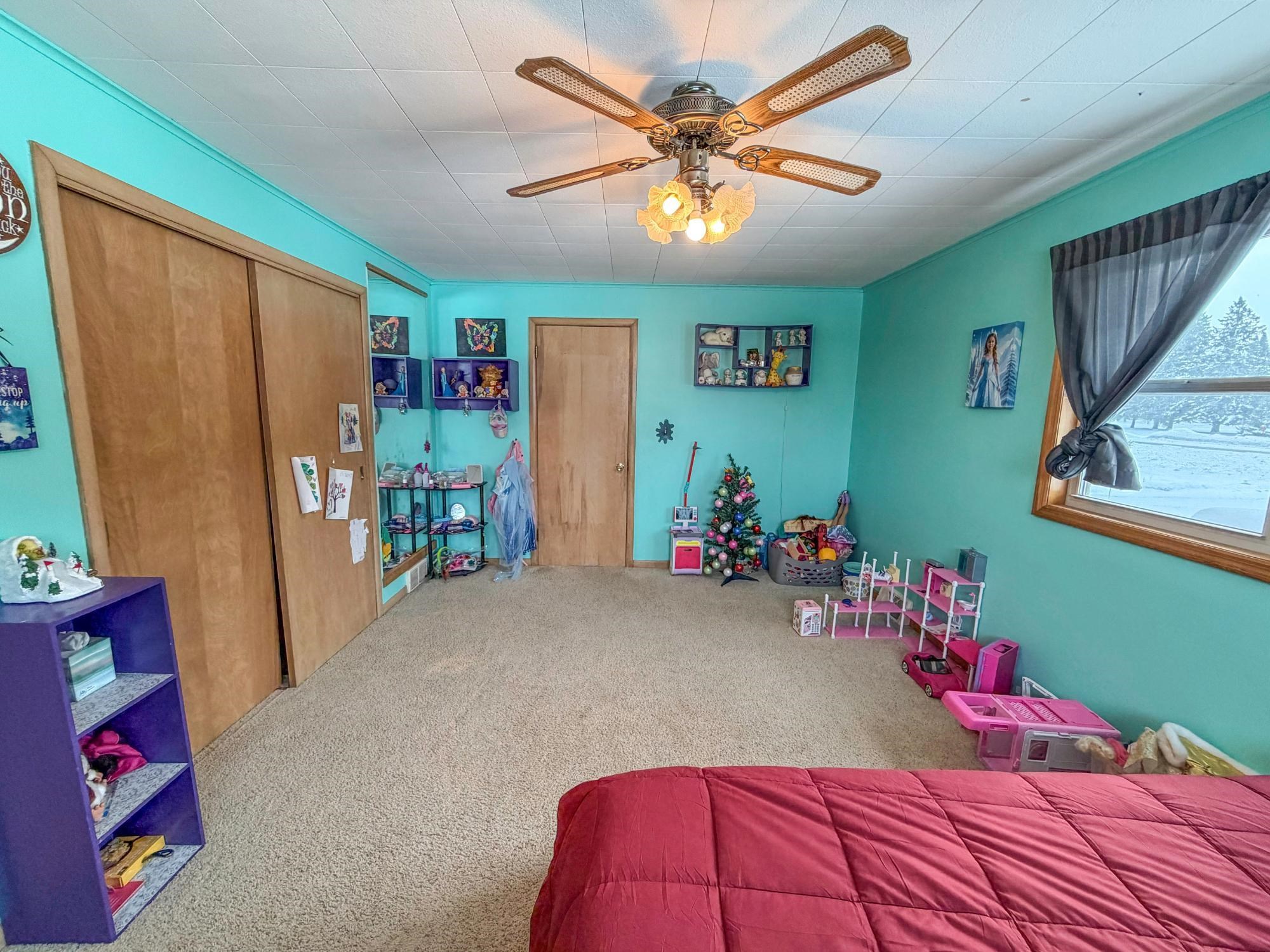 814 4TH AVENUE NORTH, Park Falls, Wisconsin 54552, 4 Bedrooms Bedrooms, ,3 BathroomsBathrooms,Residential,For Sale,814 4TH AVENUE NORTH,22600390