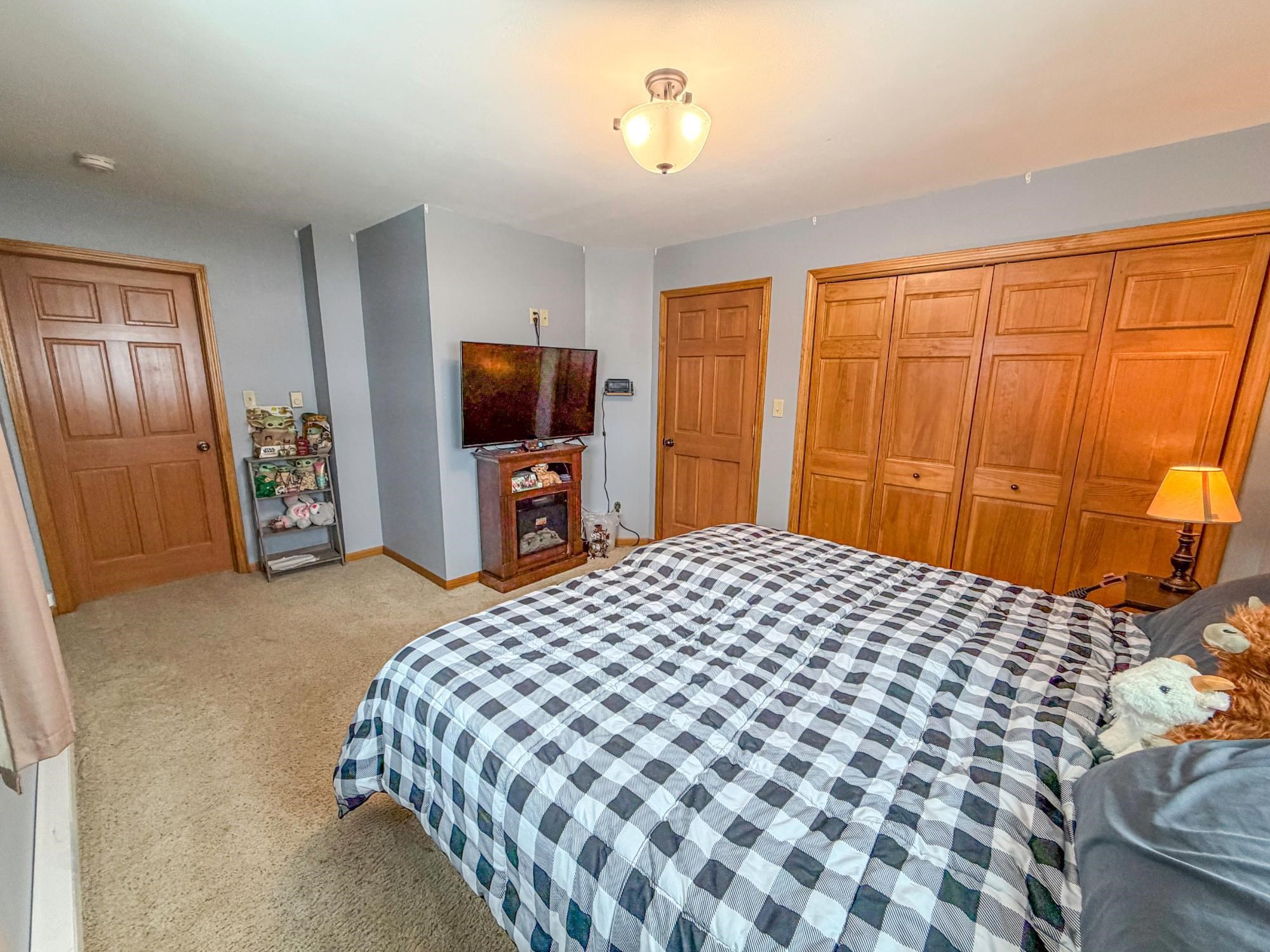 814 4TH AVENUE NORTH, Park Falls, Wisconsin 54552, 4 Bedrooms Bedrooms, ,3 BathroomsBathrooms,Residential,For Sale,814 4TH AVENUE NORTH,22600390