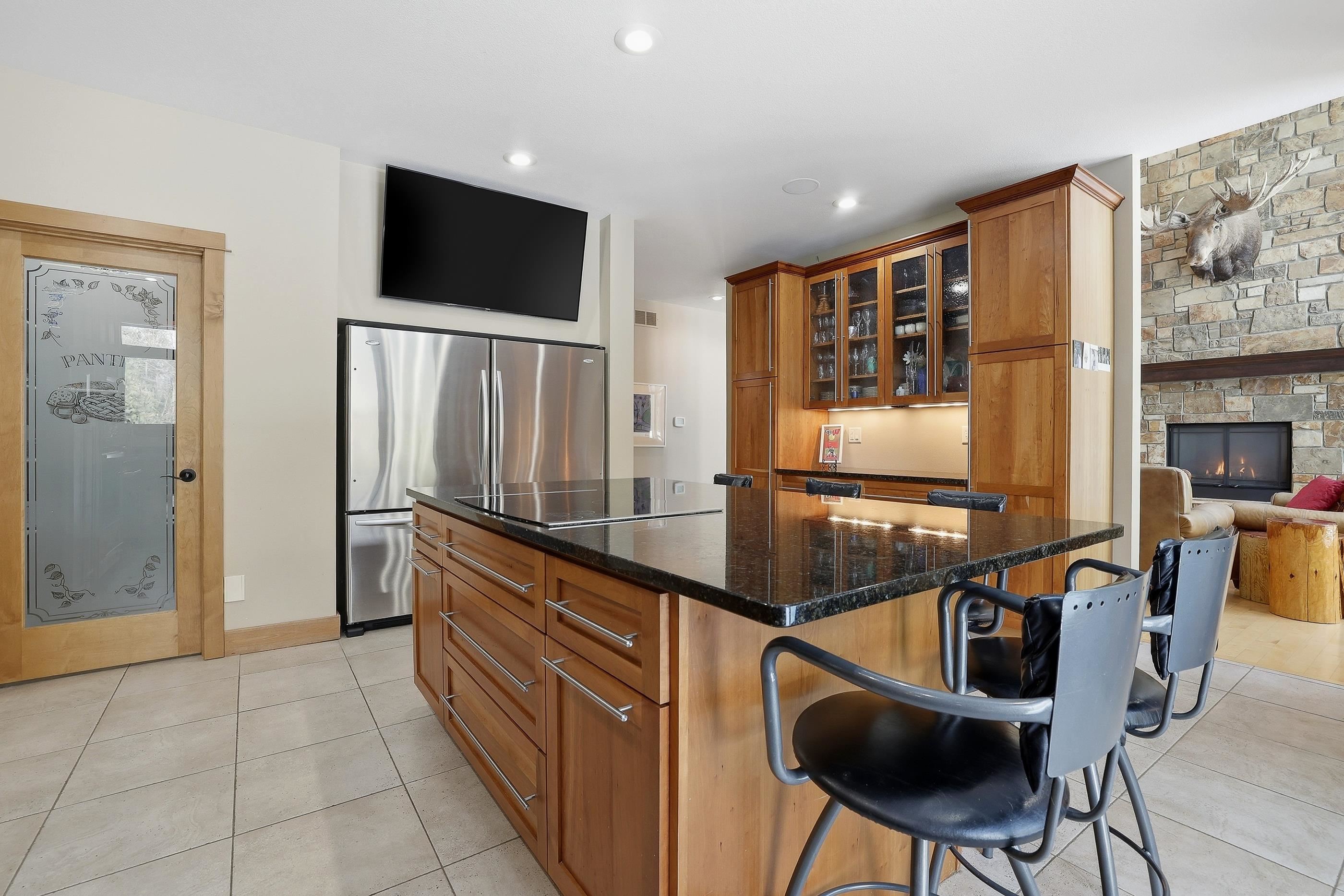 1831 WATERVIEW COVE, Plover, Wisconsin 54467, 6 Bedrooms Bedrooms, ,5 BathroomsBathrooms,Residential,For Sale,1831 WATERVIEW COVE,22600391