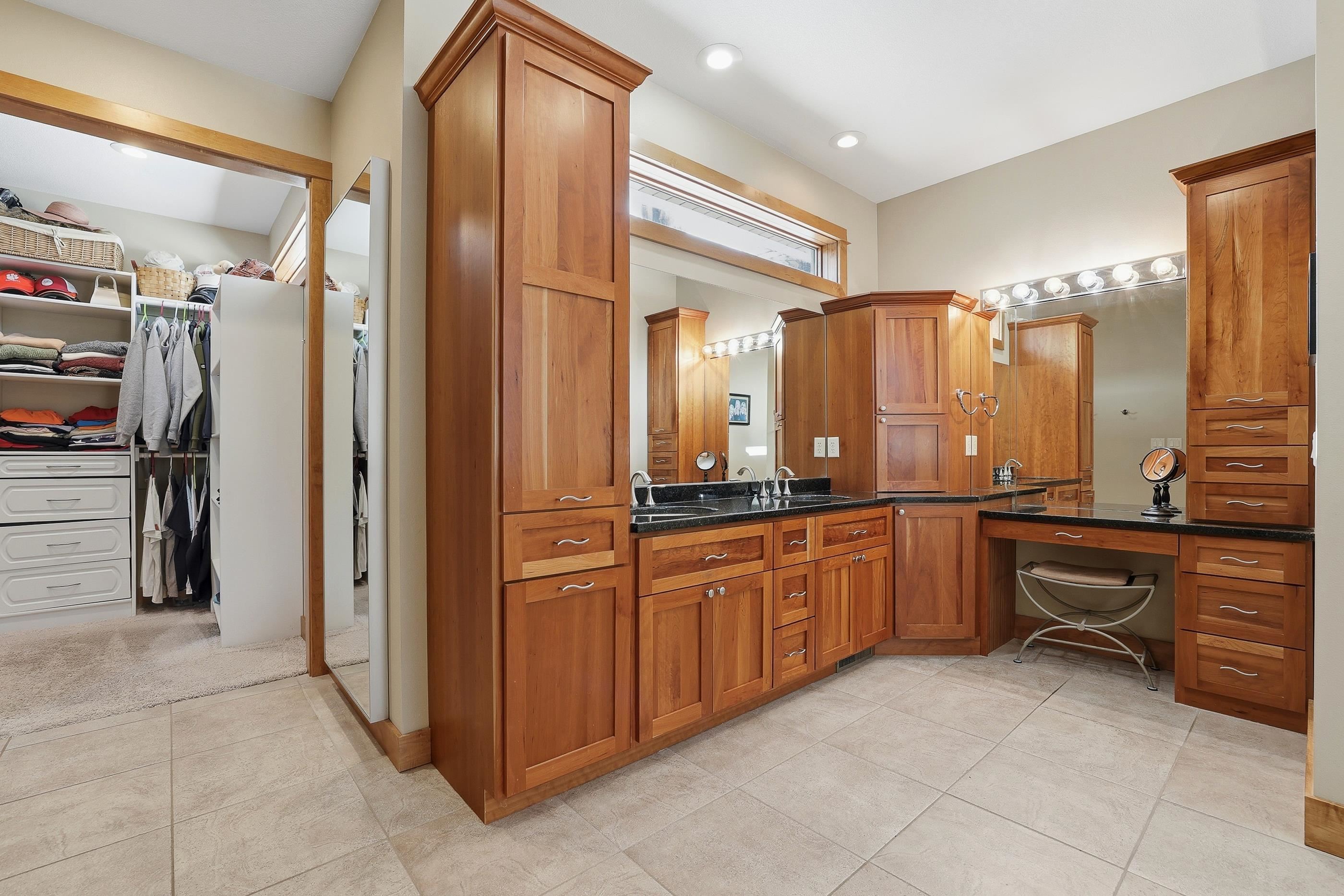 1831 WATERVIEW COVE, Plover, Wisconsin 54467, 6 Bedrooms Bedrooms, ,5 BathroomsBathrooms,Residential,For Sale,1831 WATERVIEW COVE,22600391