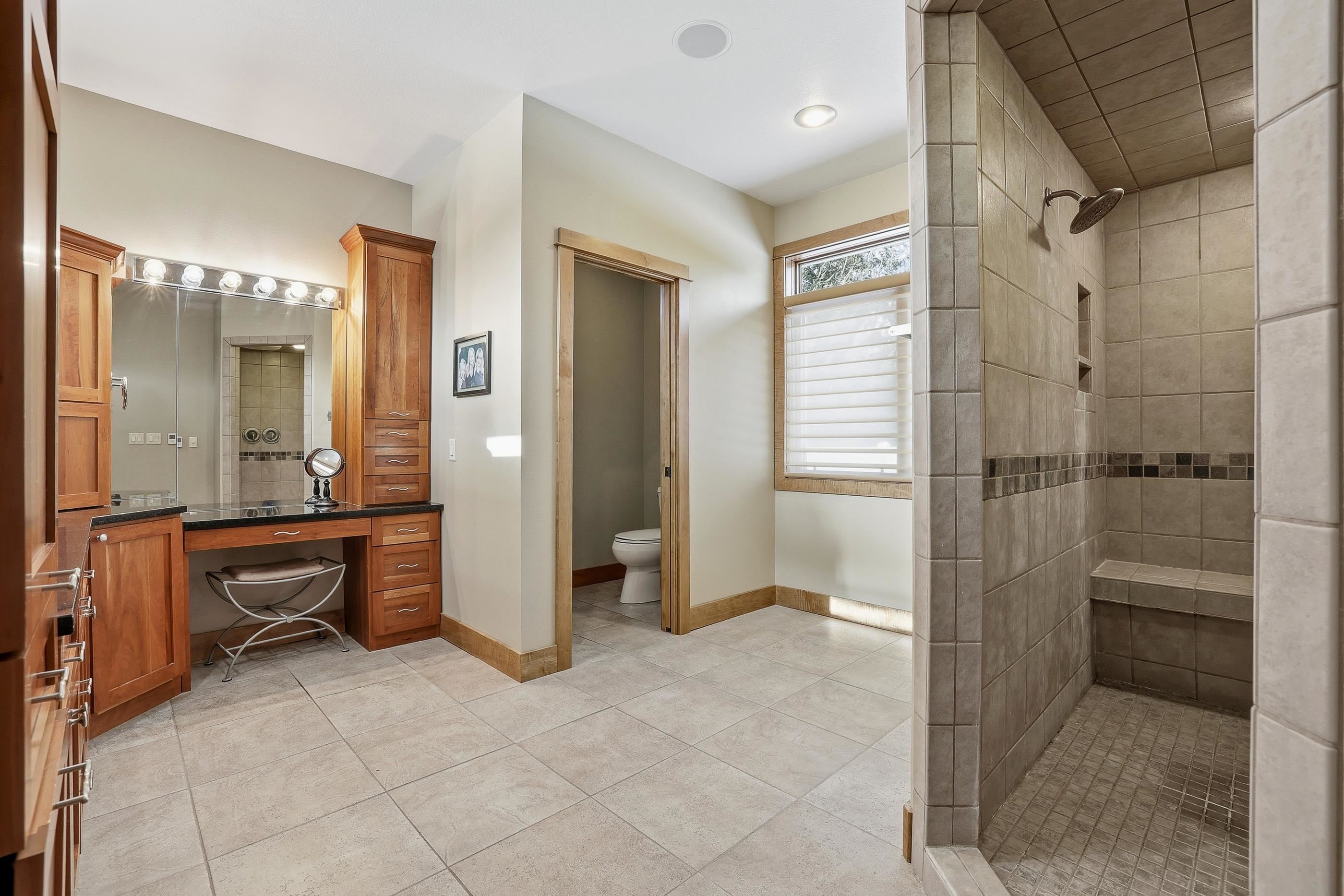 1831 WATERVIEW COVE, Plover, Wisconsin 54467, 6 Bedrooms Bedrooms, ,5 BathroomsBathrooms,Residential,For Sale,1831 WATERVIEW COVE,22600391