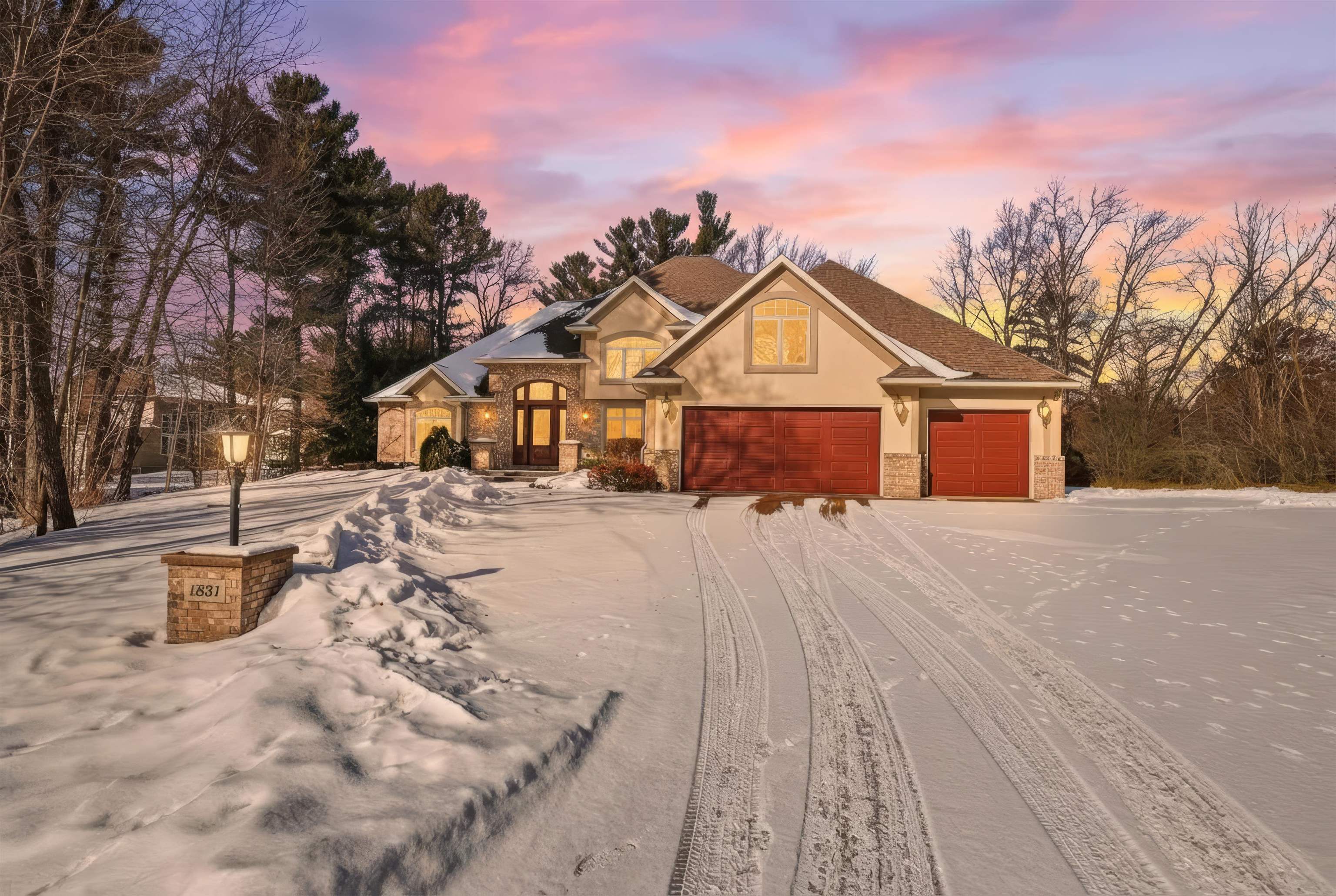 1831 WATERVIEW COVE, Plover, Wisconsin 54467, 6 Bedrooms Bedrooms, ,5 BathroomsBathrooms,Residential,For Sale,1831 WATERVIEW COVE,22600391