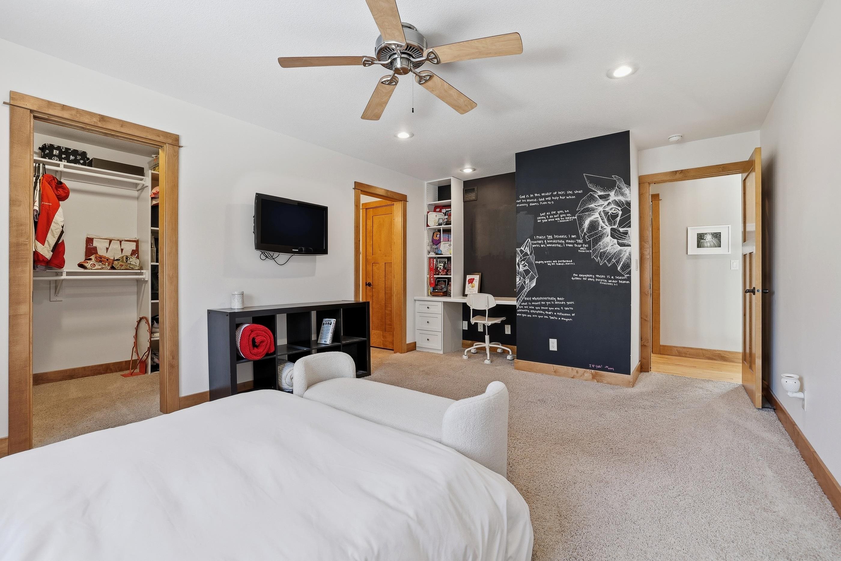 1831 WATERVIEW COVE, Plover, Wisconsin 54467, 6 Bedrooms Bedrooms, ,5 BathroomsBathrooms,Residential,For Sale,1831 WATERVIEW COVE,22600391