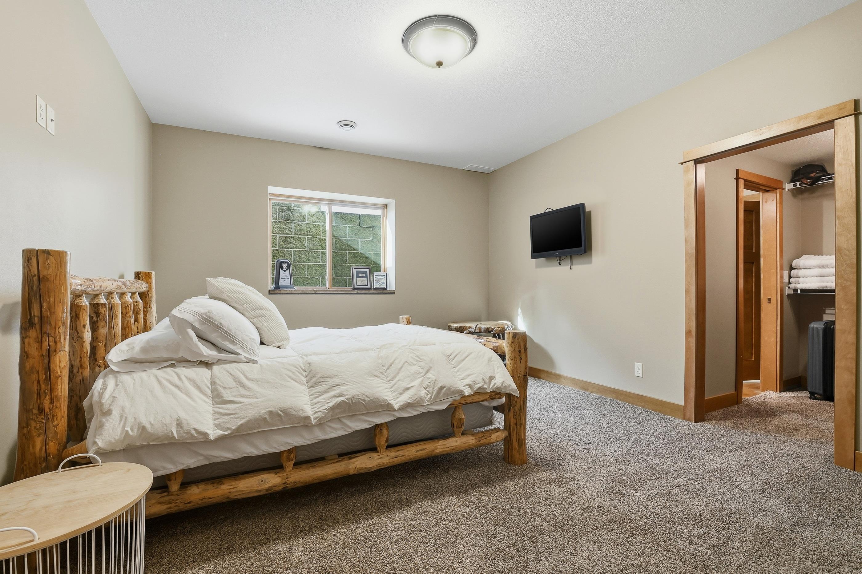 1831 WATERVIEW COVE, Plover, Wisconsin 54467, 6 Bedrooms Bedrooms, ,5 BathroomsBathrooms,Residential,For Sale,1831 WATERVIEW COVE,22600391