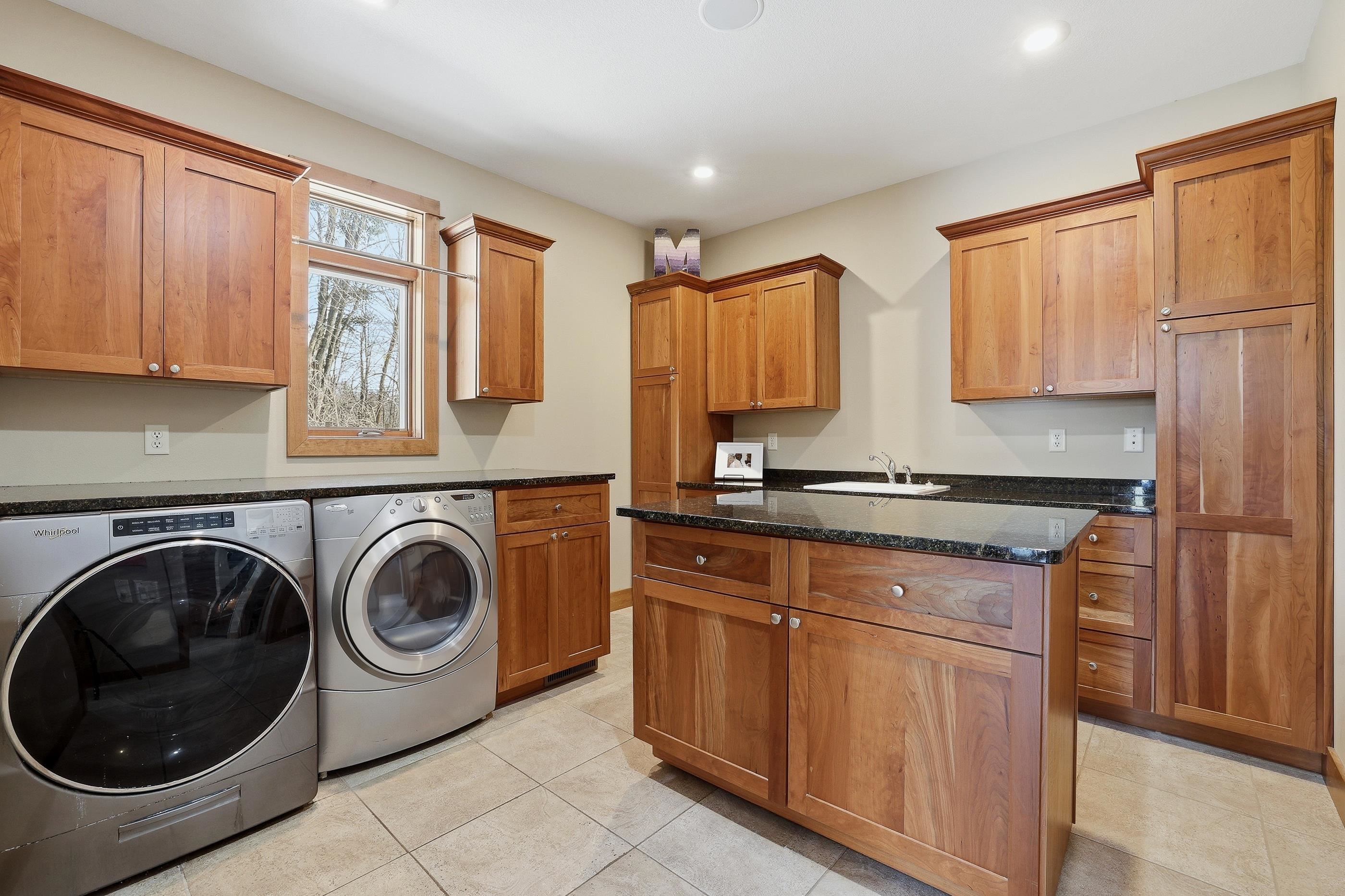 1831 WATERVIEW COVE, Plover, Wisconsin 54467, 6 Bedrooms Bedrooms, ,5 BathroomsBathrooms,Residential,For Sale,1831 WATERVIEW COVE,22600391